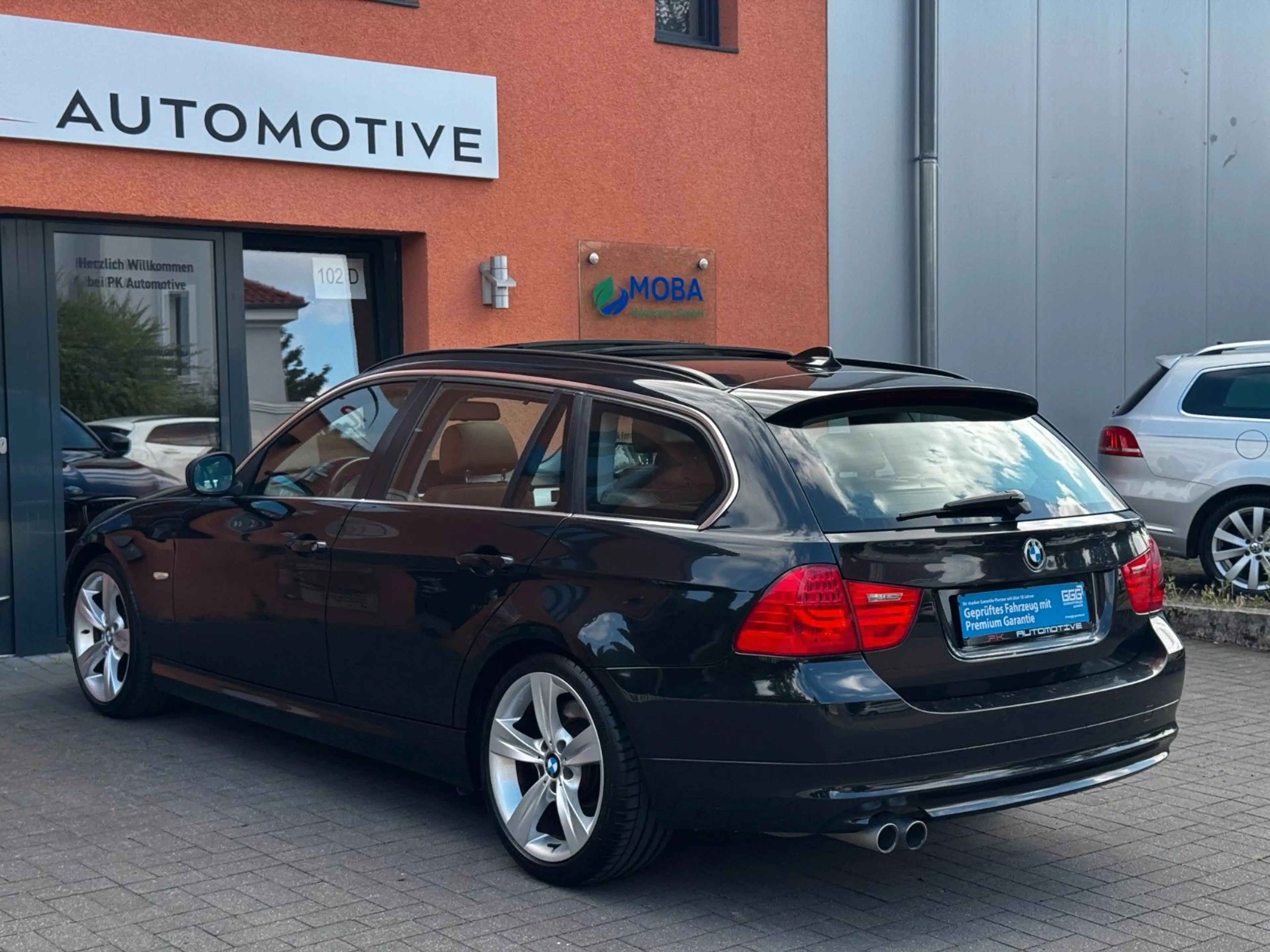 BMW 325 Touring 325d *NAVI*TEMPO*XENON*PANO*PDC — photo 4