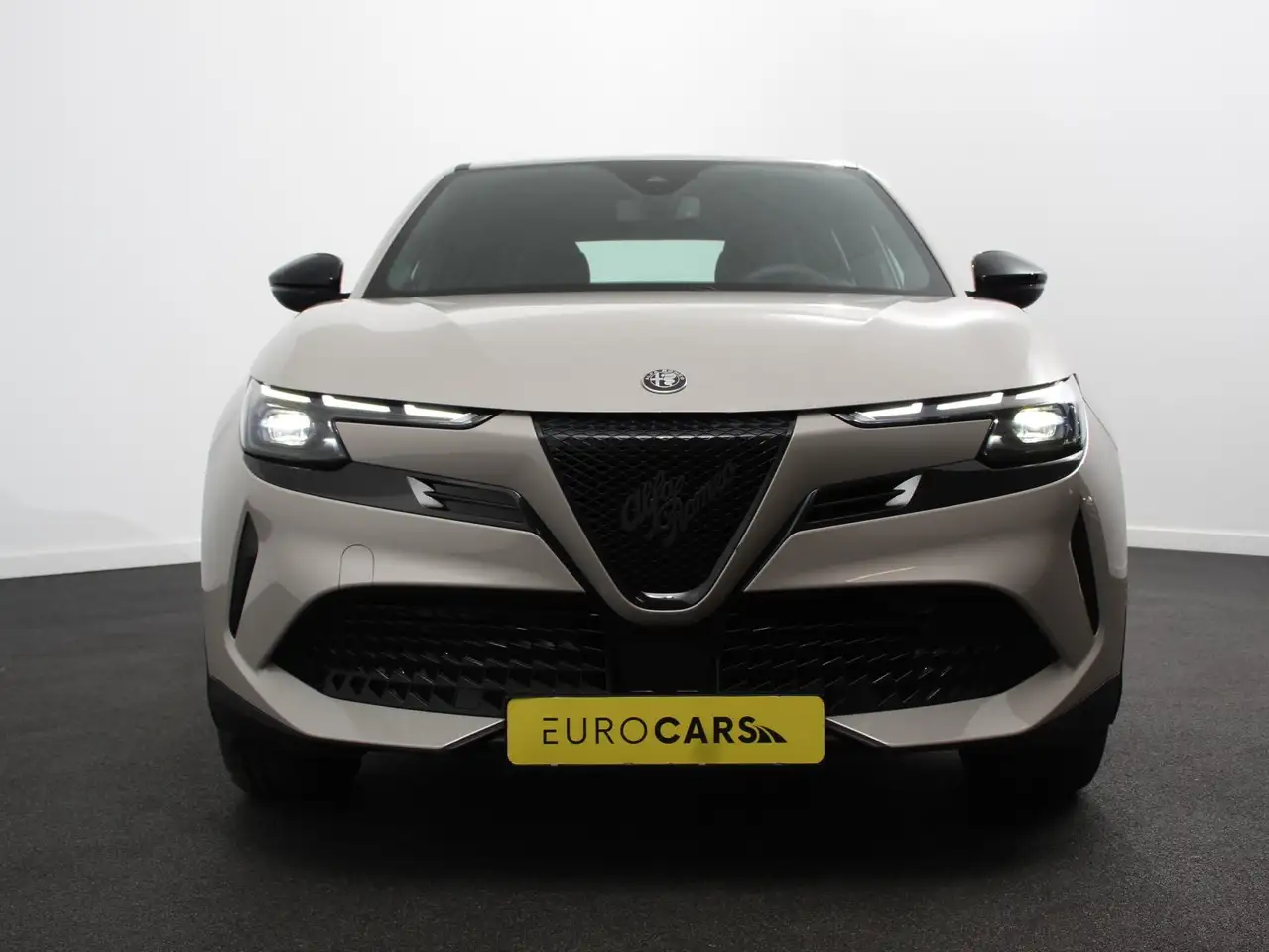 Alfa Romeo Junior 2025