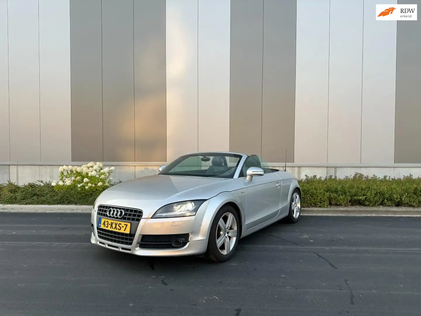 Audi TT Roadster 2.0 TFSI Distributie gedaan / onderhoud c Grijs - 1