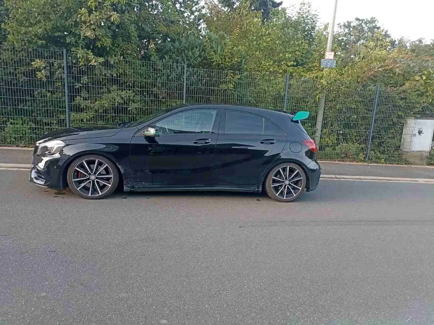 Mercedes-Benz A 250 Sport 7G-DCT Black - 1