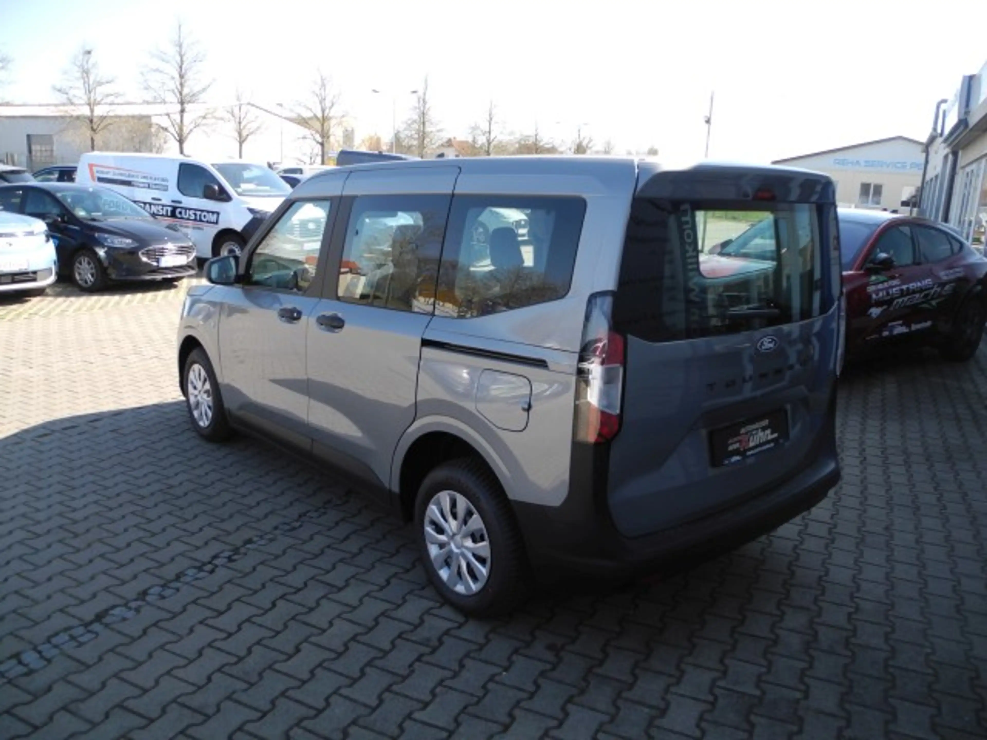 Ford Tourneo Courier 1.0 TREND - Winter-Pak., Allw., Tempo, PDC — photo 4