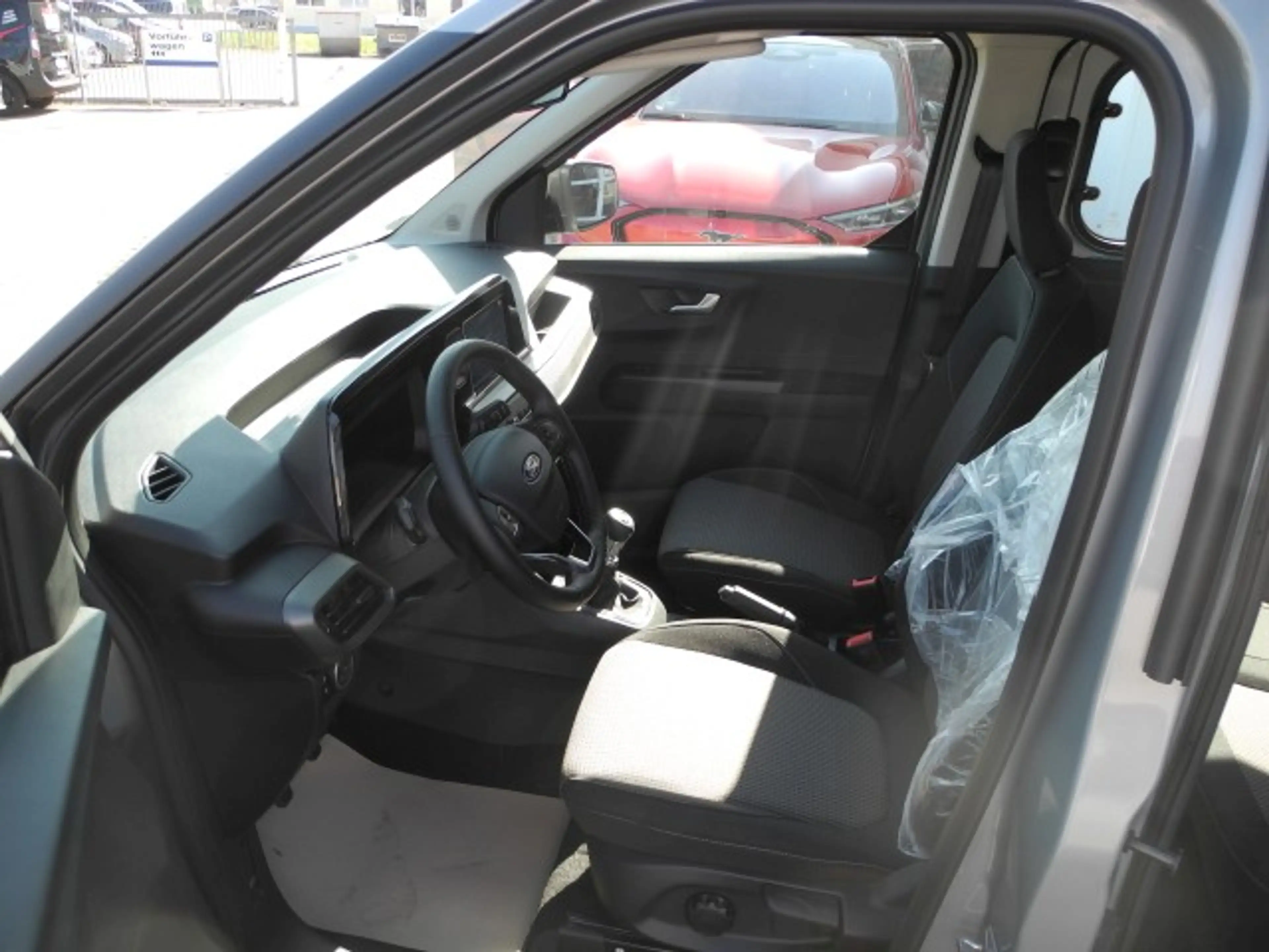 Ford Tourneo Courier 1.0 TREND - Winter-Pak., Allw., Tempo, PDC — photo 11