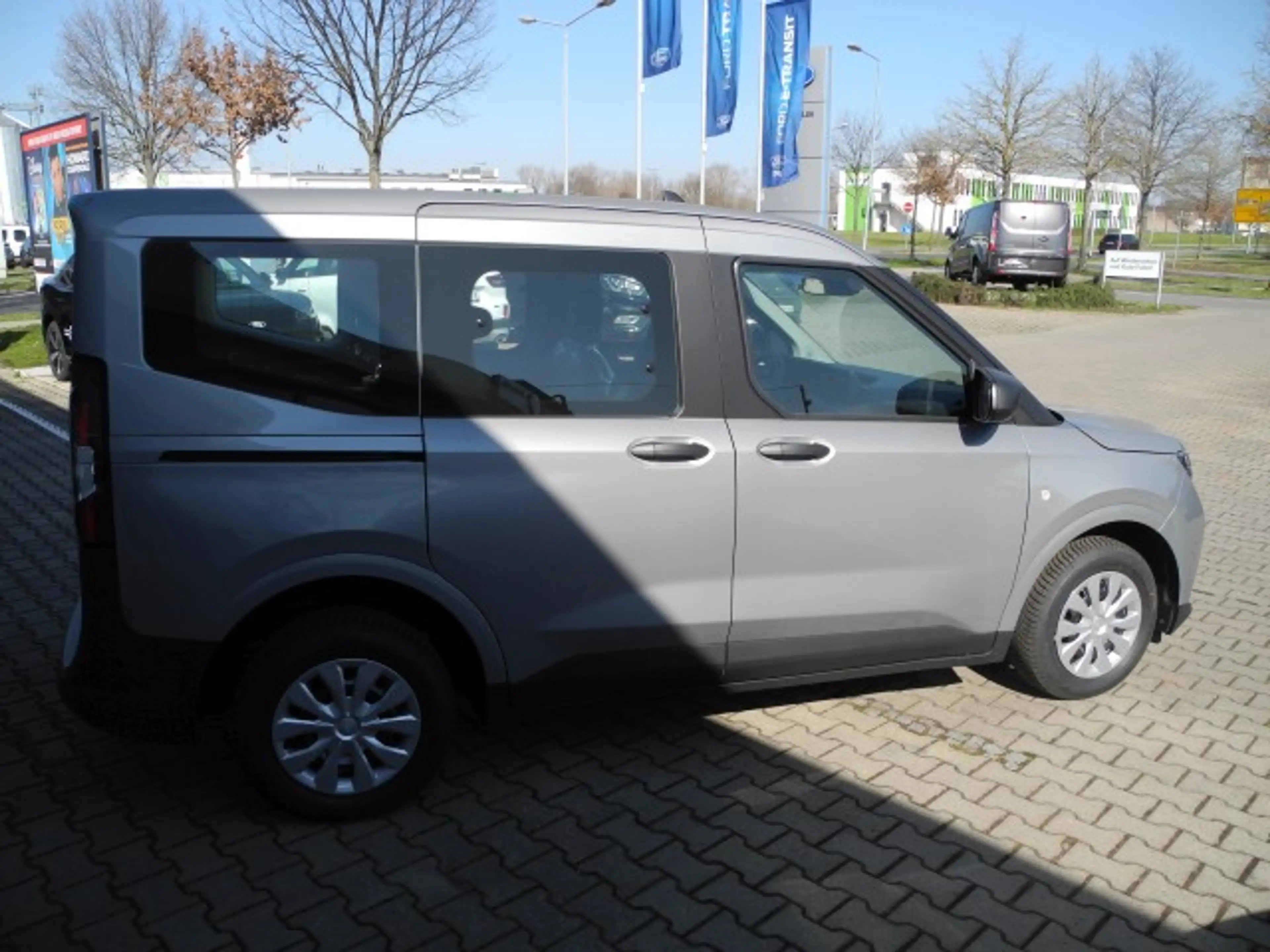 Ford Tourneo Courier 1.0 TREND - Winter-Pak., Allw., Tempo, PDC — photo 5
