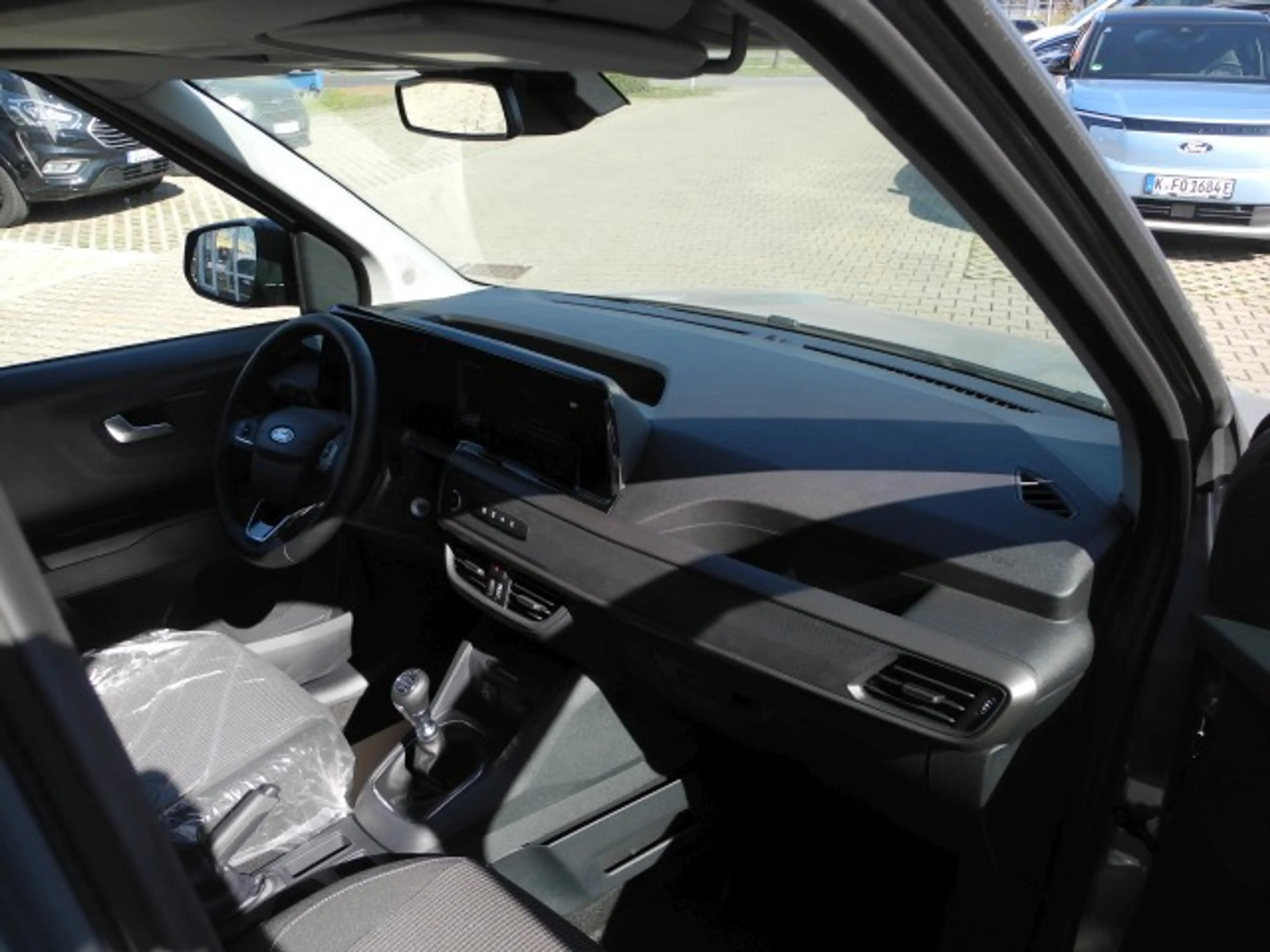 Ford Tourneo Courier 1.0 TREND - Winter-Pak., Allw., Tempo, PDC — photo 6