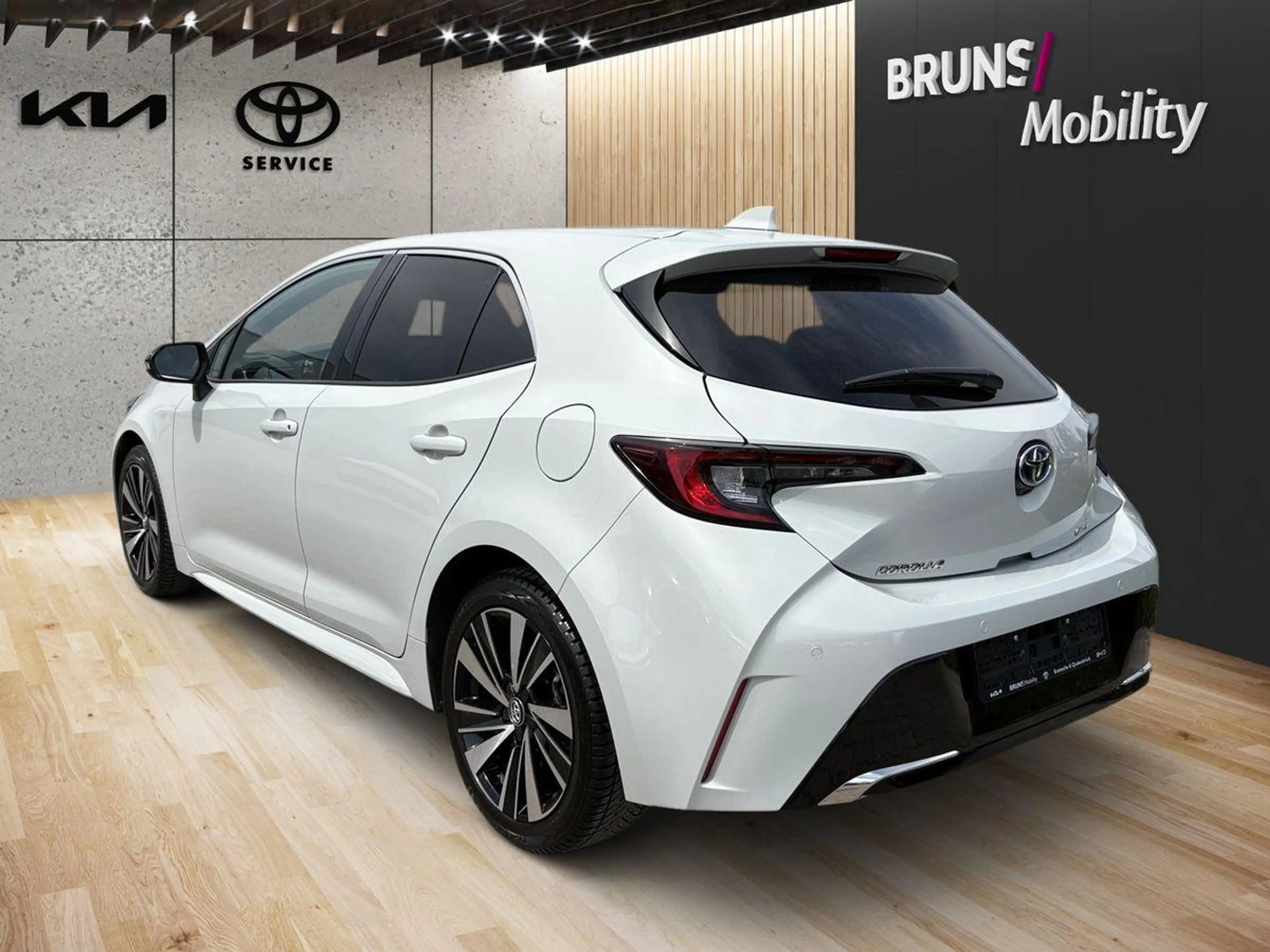 Toyota Corolla 1.8 Teamplayer Kamera Carplay/Android — photo 5