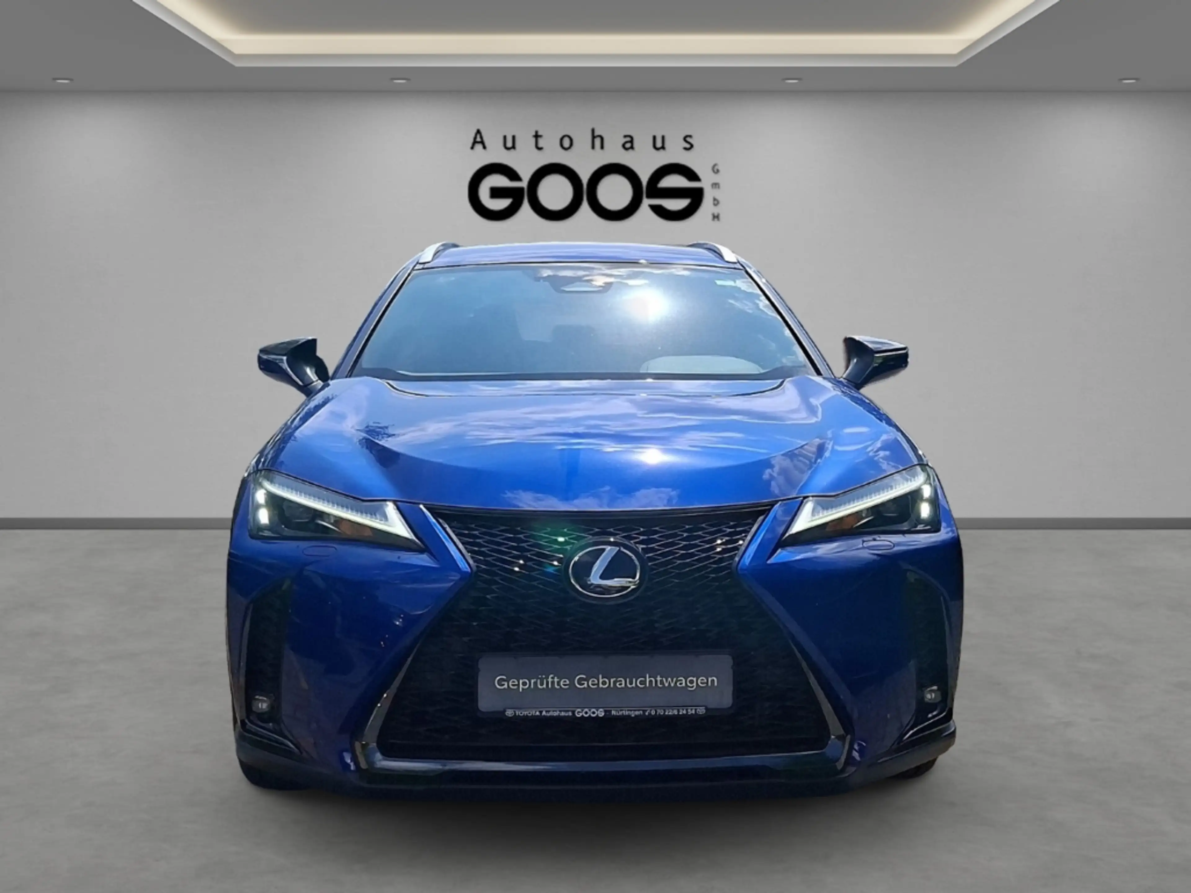 Lexus UX 300h F SPORT Navi Digitales Cockpit LED Blendfreies Fer — photo 8