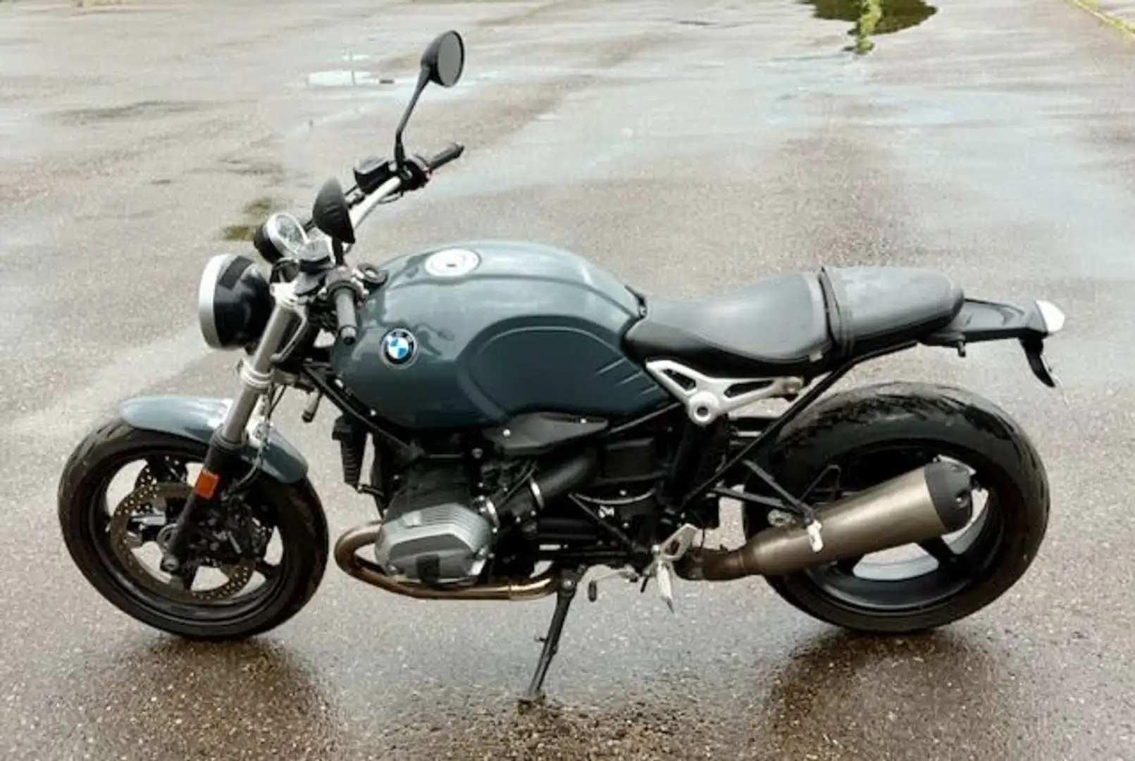BMW R nineT Pure Grau - 2