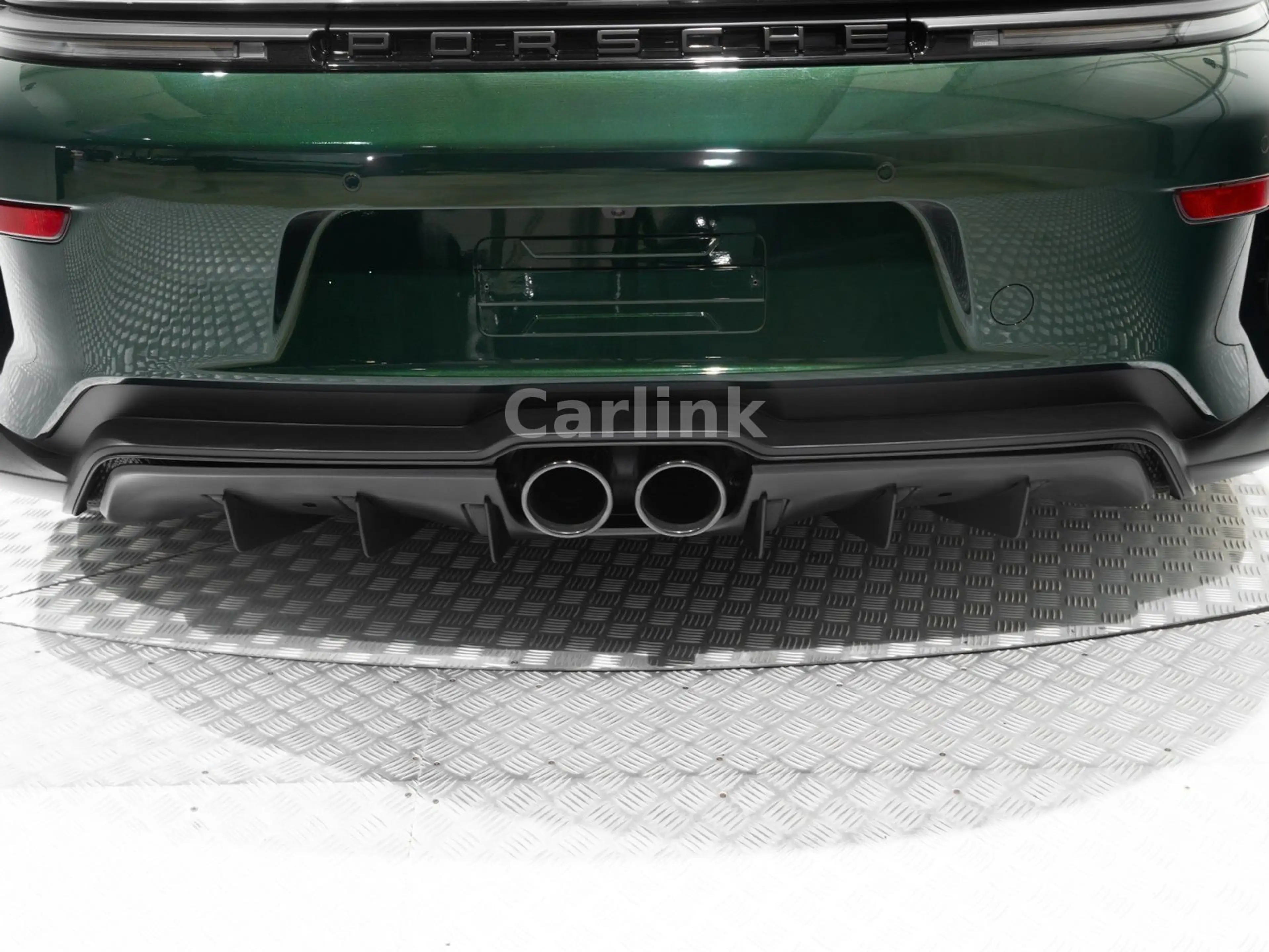 Porsche 911 (992.2) GT3 TOURING - OAK GREEN - LIFT - — photo 9