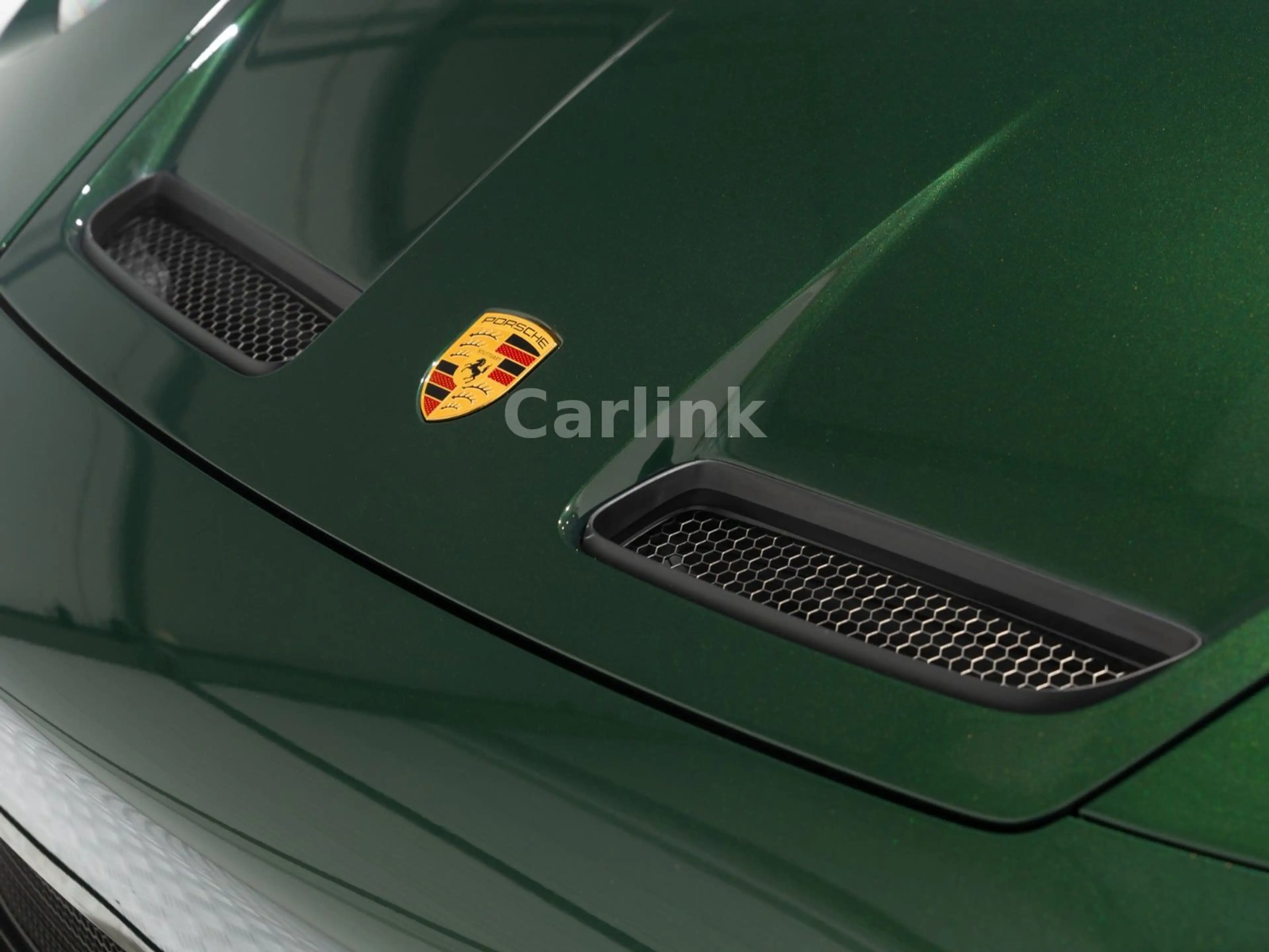 Porsche 911 (992.2) GT3 TOURING - OAK GREEN - LIFT - — photo 15