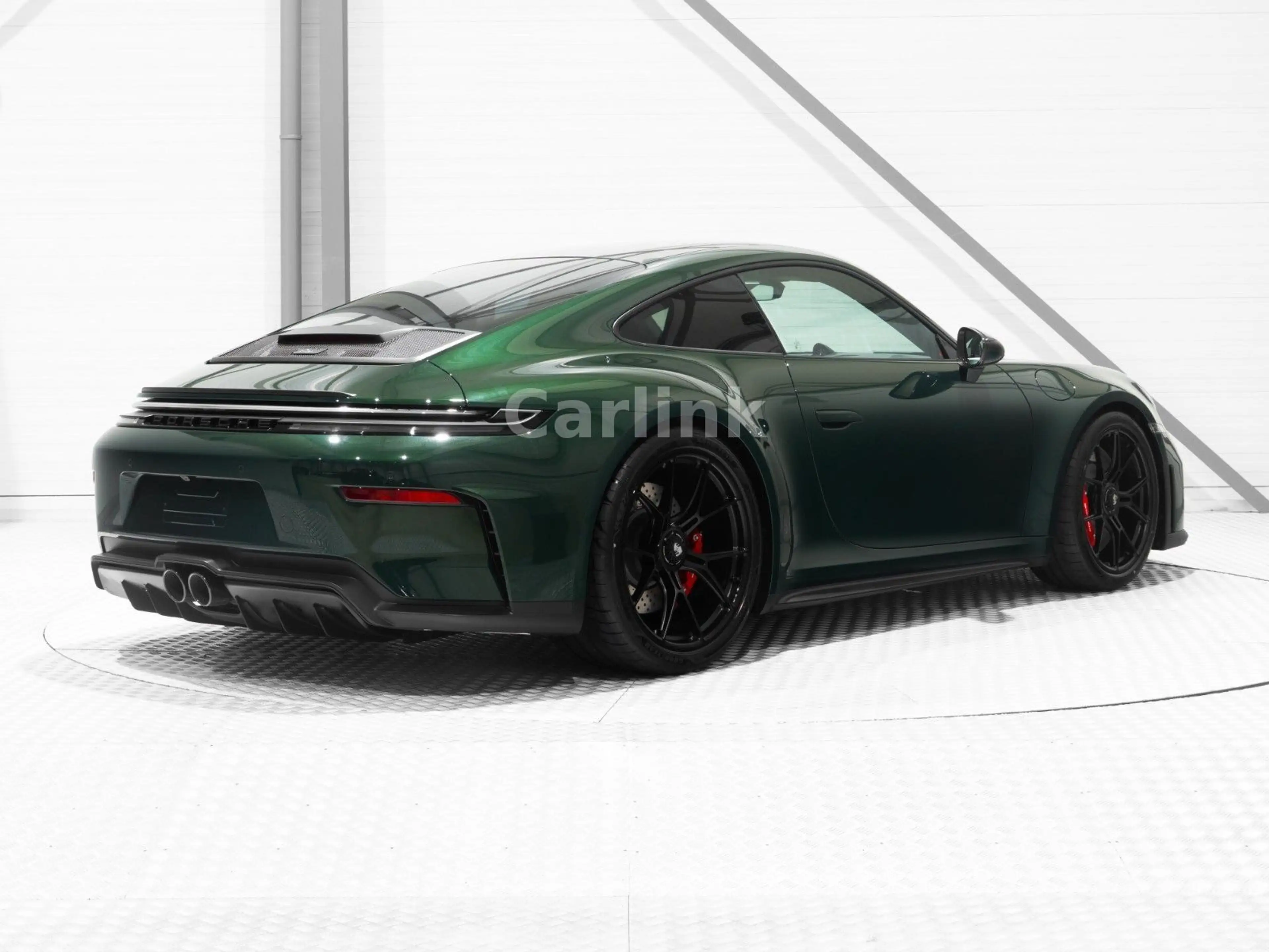 Porsche 911 (992.2) GT3 TOURING - OAK GREEN - LIFT - — photo 3