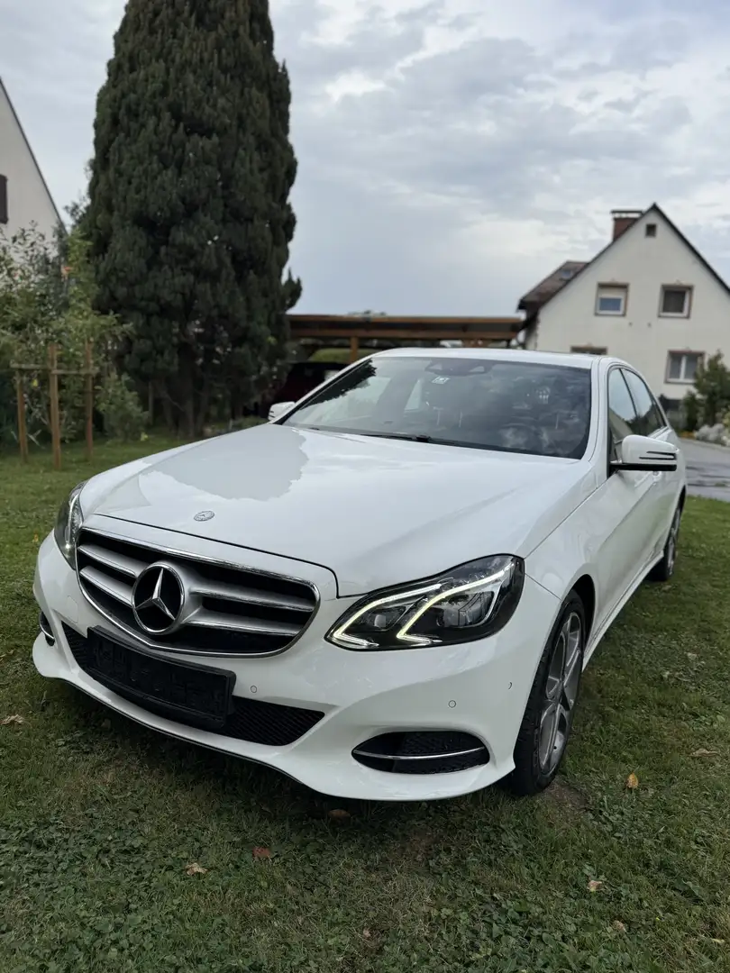 Mercedes-Benz E 250 BlueTEC 4Matic 7G-TRONIC Elegance - 1