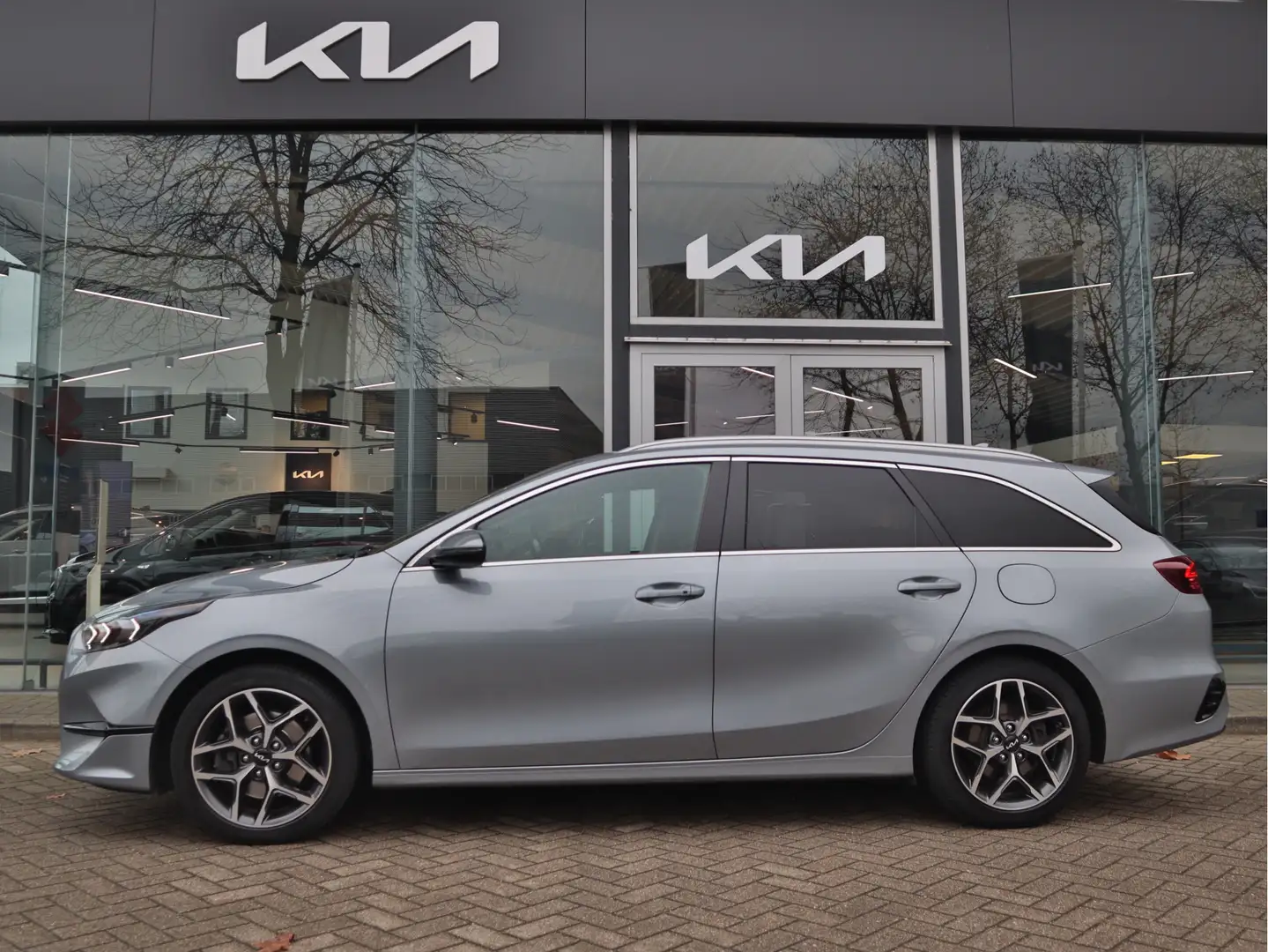 Kia Ceed SW / cee'd SW Sportswagon 1.5 T-GDi DynamicPlusLine DCT7 Automaa Zilver - 2