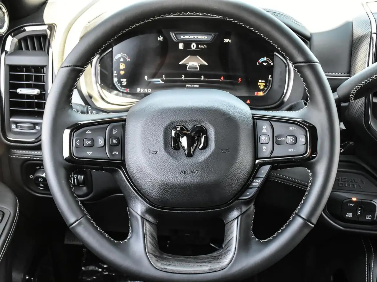RAM 2500 снимка RAM 2500