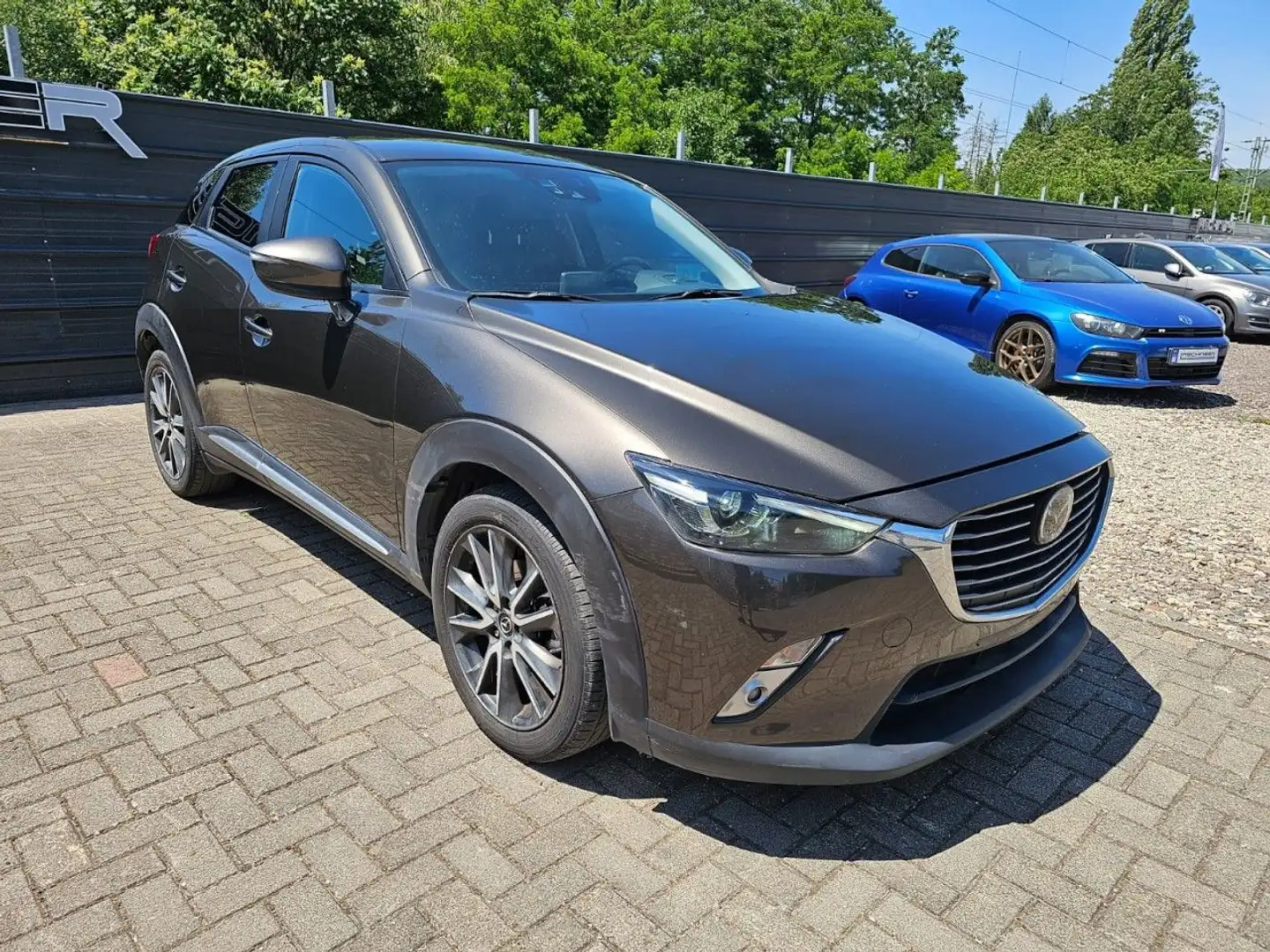 Mazda CX-3 Sports-Line Unfall LED HUD KAM GRA Bose - 2