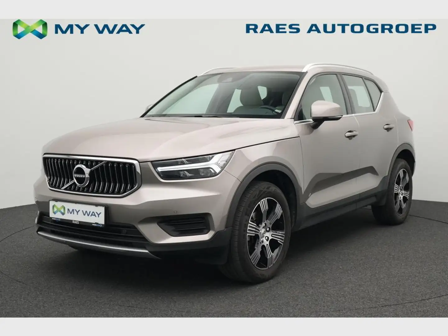 Volvo XC40 1.5 T3 Inscription Geartronic Grijs - 1