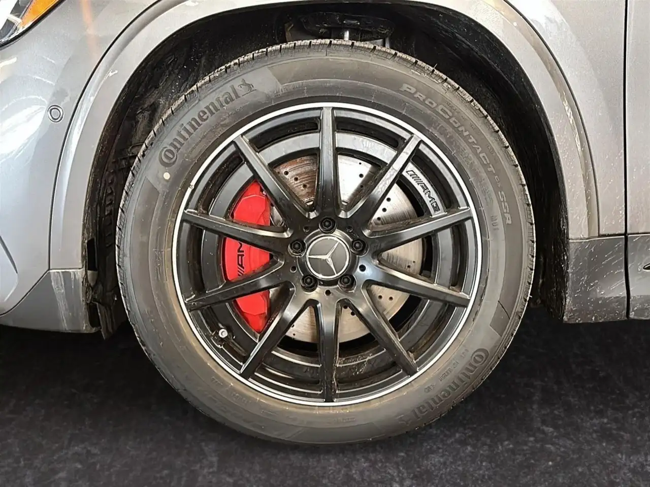 Mercedes-Benz GLA снимка Mercedes-Benz GLA