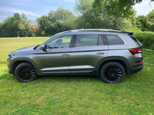 Skoda Kodiaq Kodiaq 2.0TDI Style 4x4*7Sitzer*AHK*PANO*...