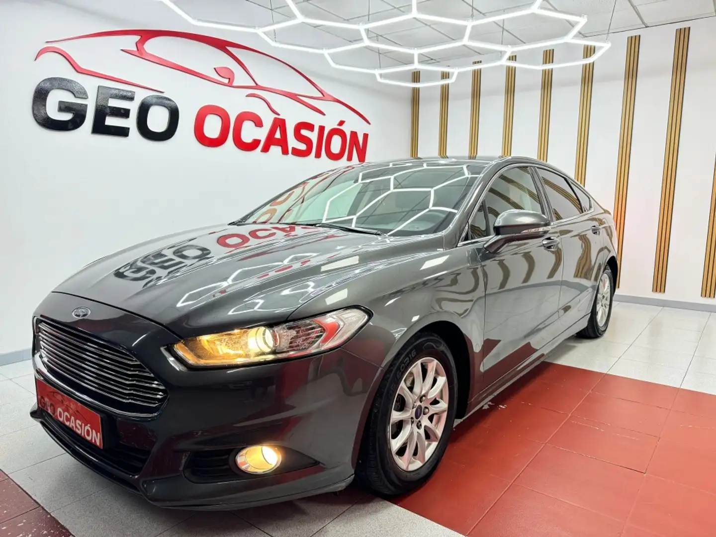 Ford Mondeo 1.5TDCI Trend 120 Gris - 1