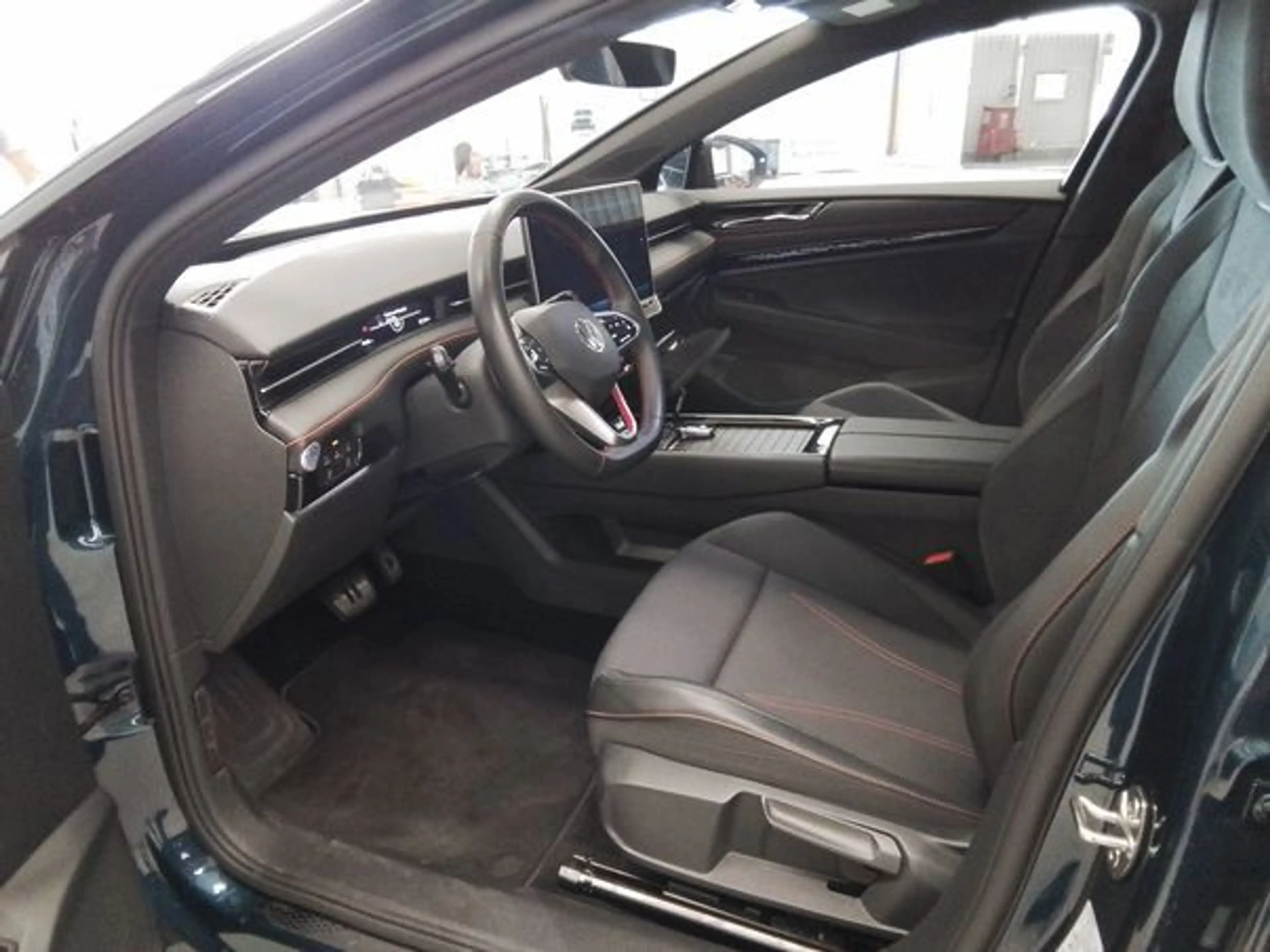 Volkswagen ID.7 GTX Tourer 4MOTION 250 kW (340 PS) 86 kWh 1-Gan... — photo 5