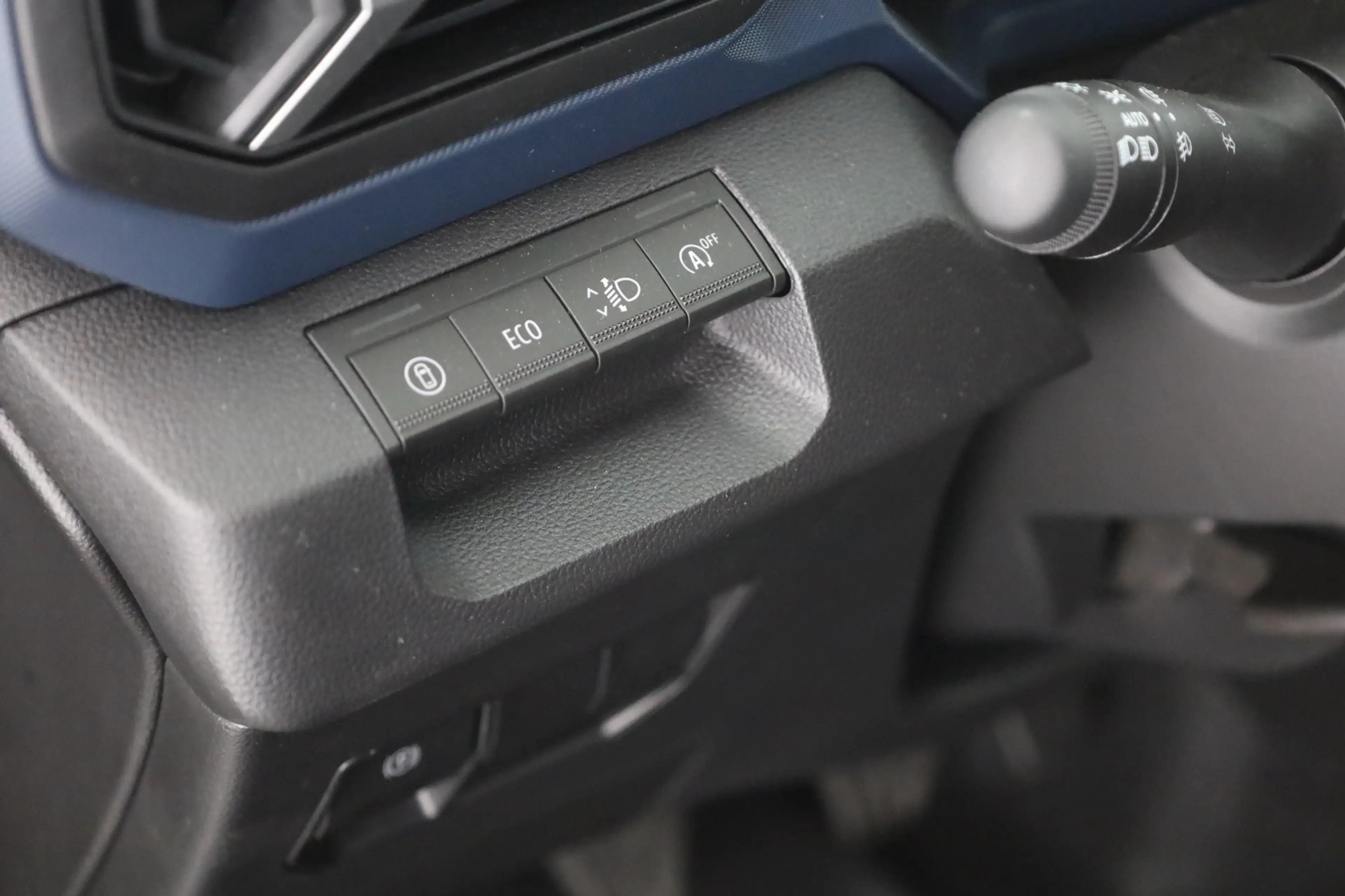 Dacia Duster Journey TCe 130 LED Kamera — photo 21