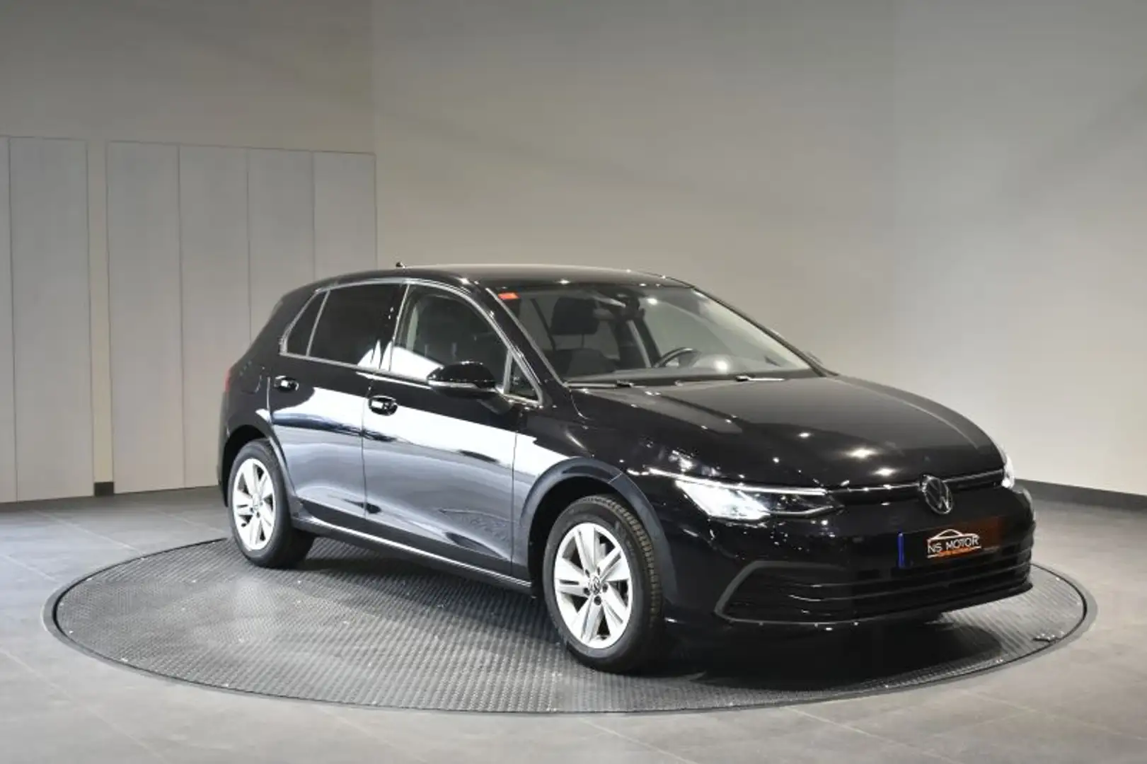 Volkswagen Golf 1.0 TSI Life 81kW Negro - 2
