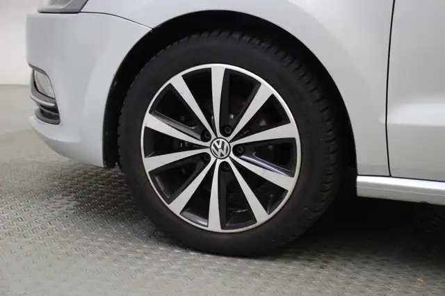 Volkswagen Polo view 27