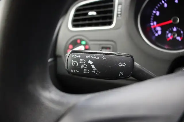Volkswagen Polo view 7