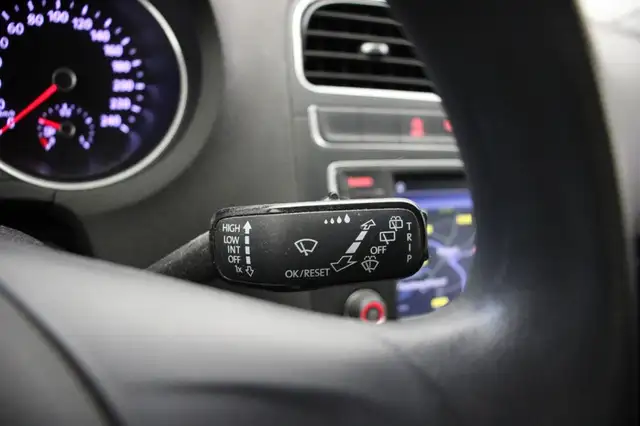 Volkswagen Polo view 21