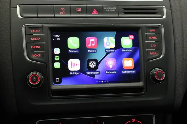 Volkswagen Polo view 5