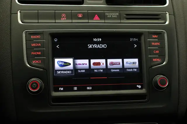 Volkswagen Polo view 25