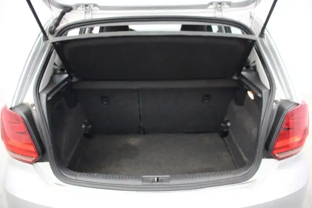 Volkswagen Polo view 11