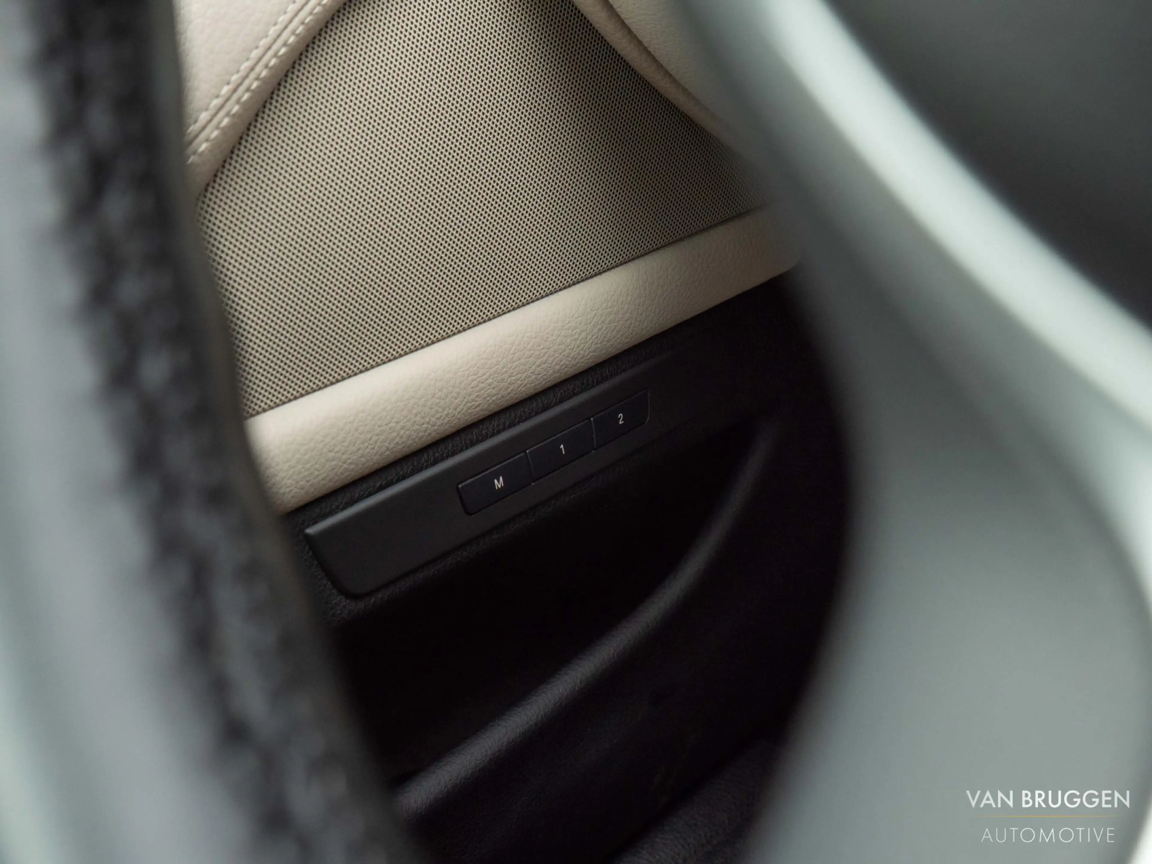 BMW 528 5-serie Touring 528i M-Sport High Executive Pano H — photo 37