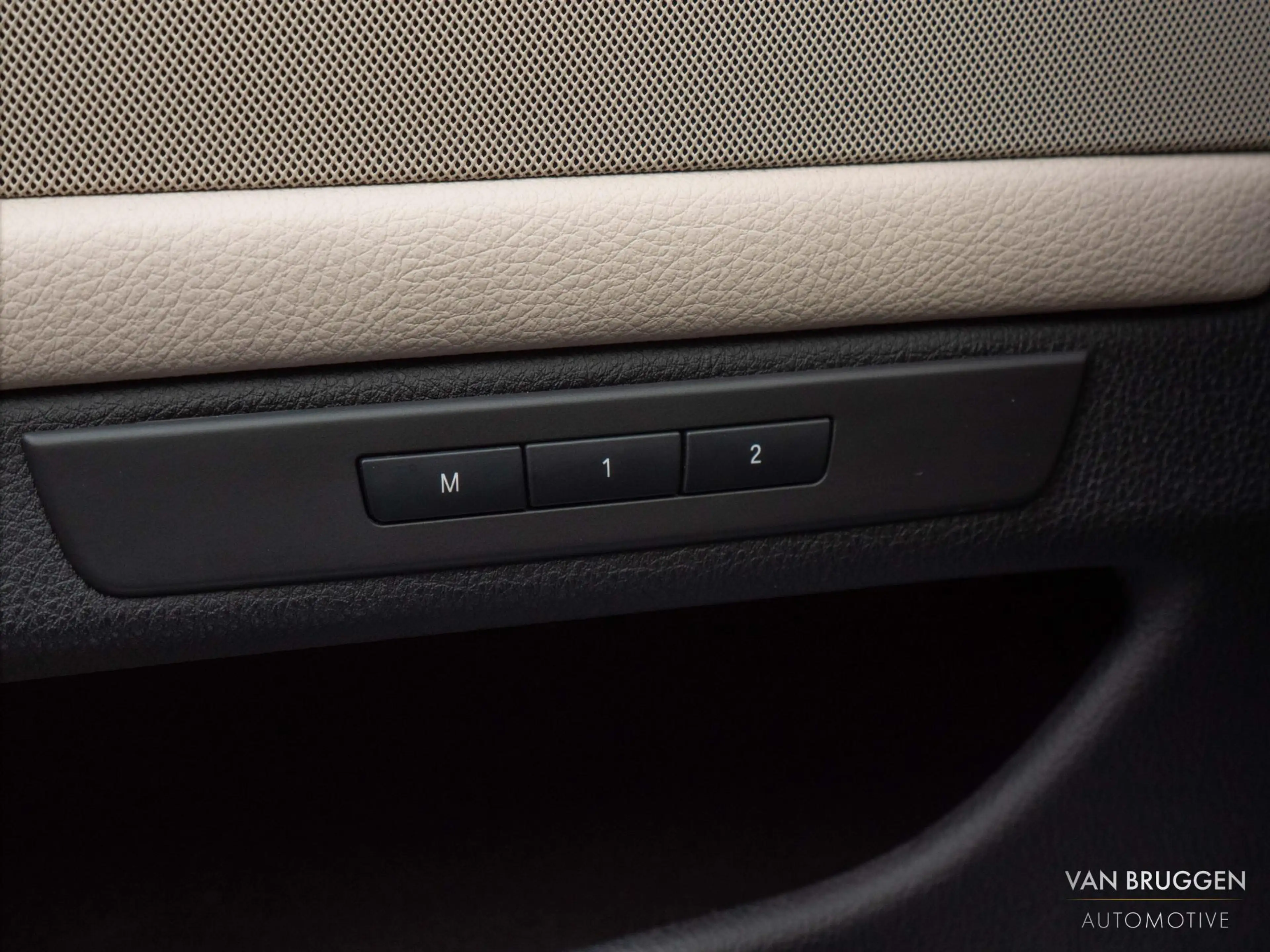 BMW 528 5-serie Touring 528i M-Sport High Executive Pano H — photo 12