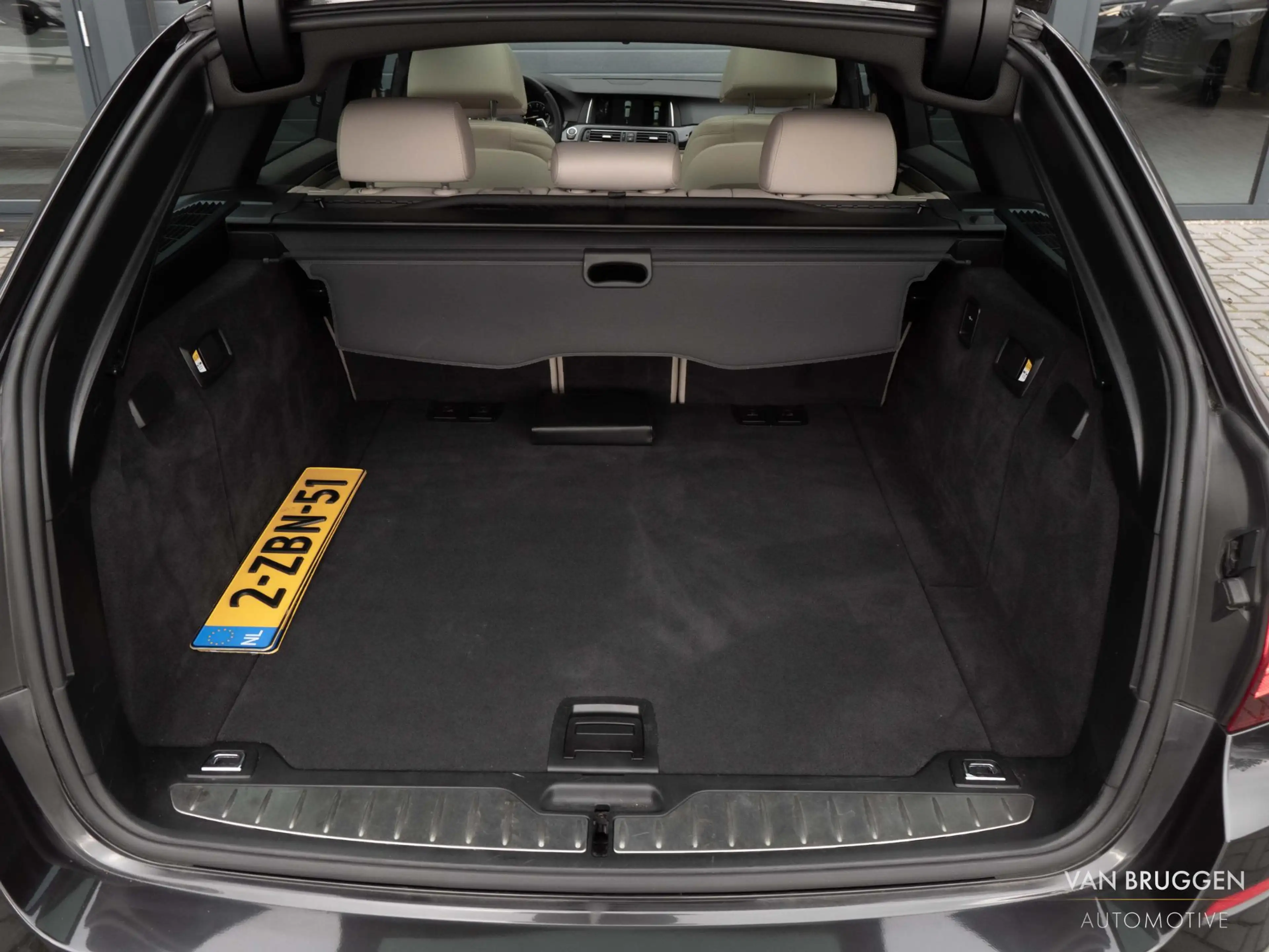 BMW 528 5-serie Touring 528i M-Sport High Executive Pano H — photo 7