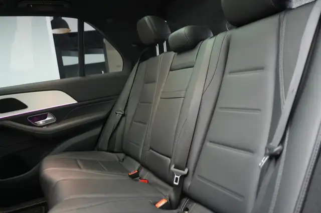 Mercedes-Benz Gle view 11