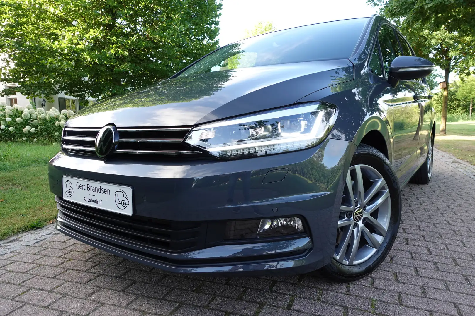 Volkswagen Touran 1.5 TSI Comfortline 7 Persoons - 2