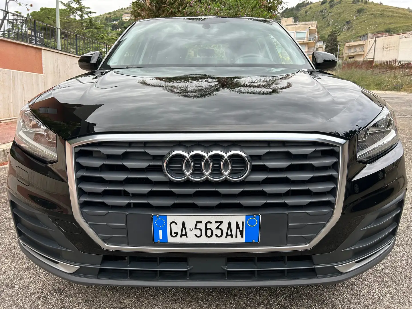 Audi Q2 Q2 30 1.6 tdi Business Design s-tronic Nero - 2