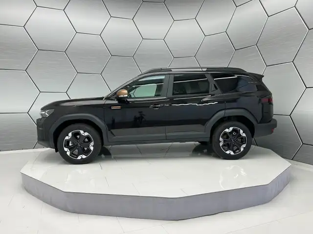 Dacia Bigster view 3