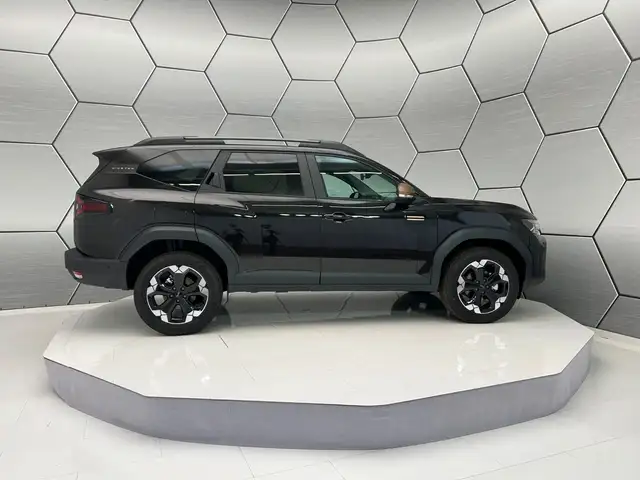 Dacia Bigster view 8
