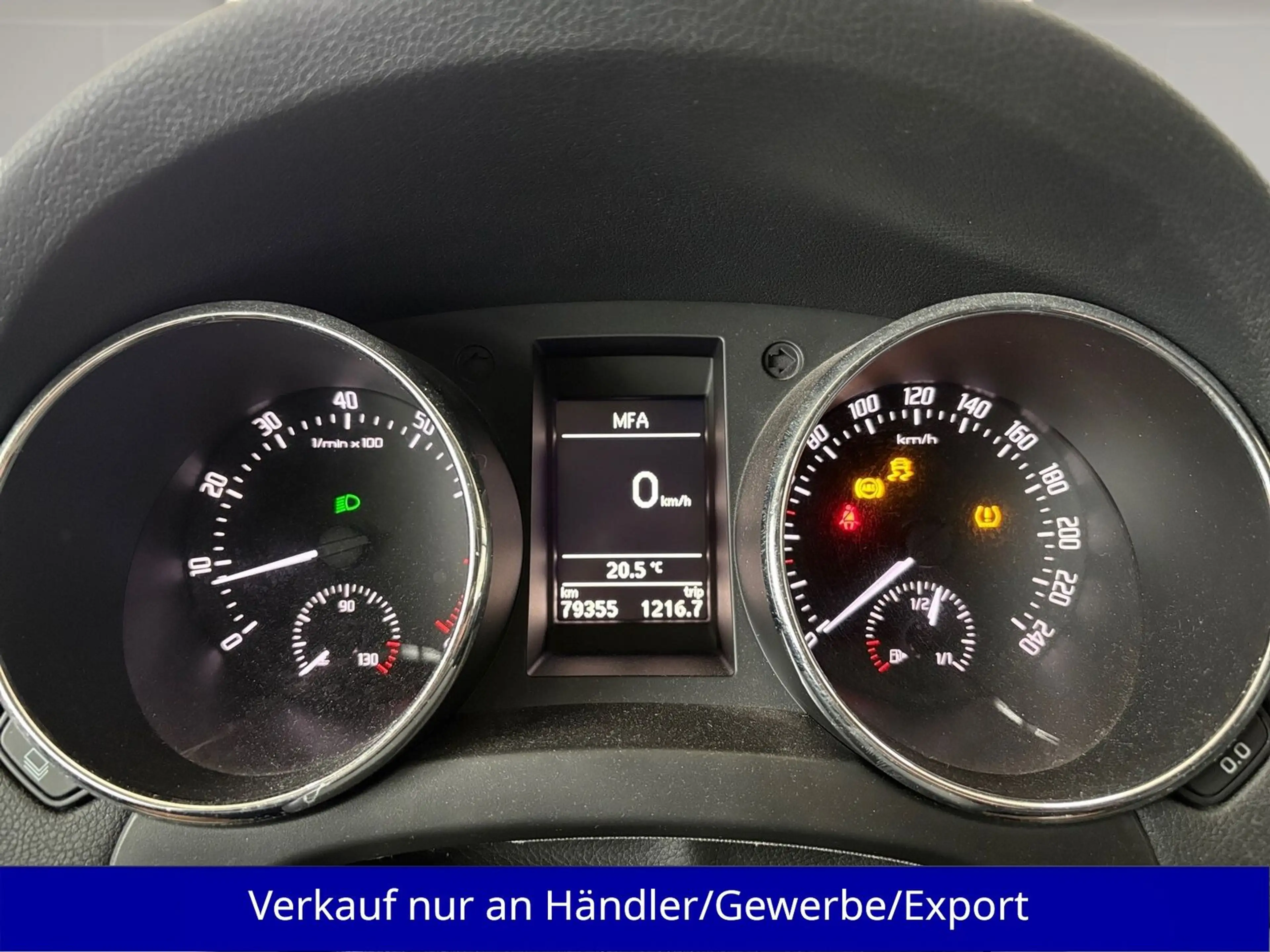 Skoda Yeti 1.4 TSI 1.Hand Klimaautomatik SHZ PDC — photo 10