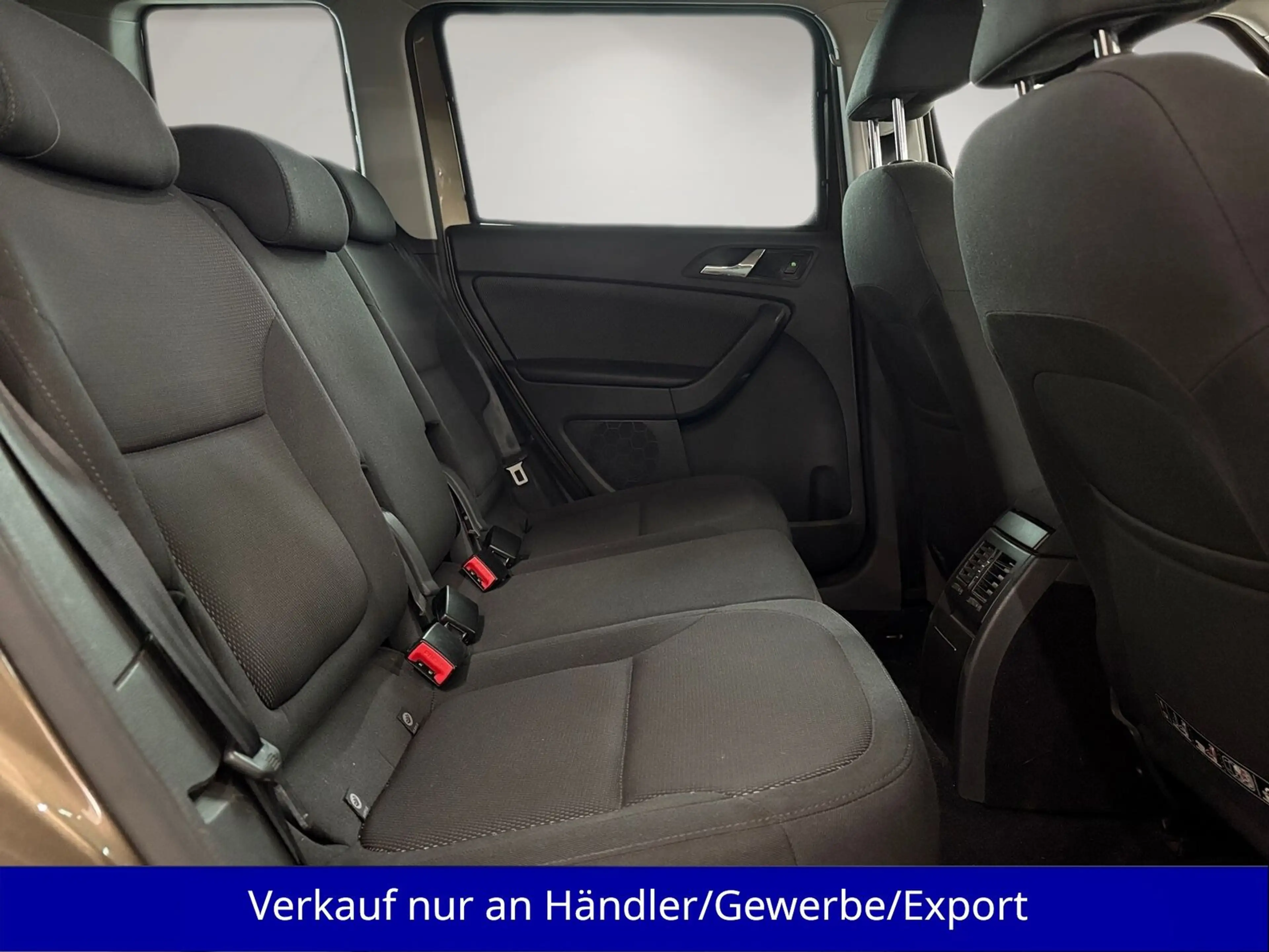 Skoda Yeti 1.4 TSI 1.Hand Klimaautomatik SHZ PDC — photo 12