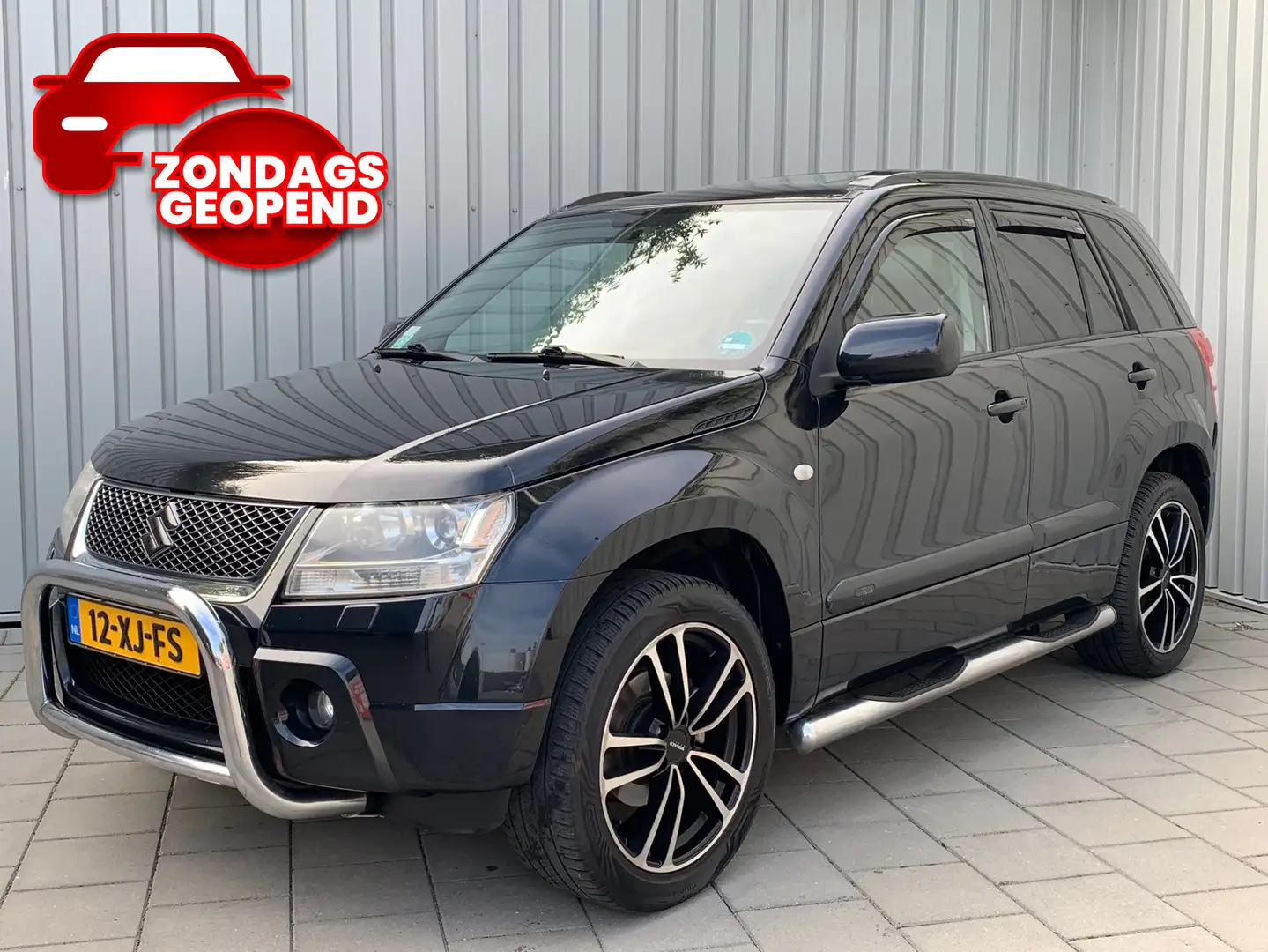 Suzuki Grand Vitara 2.0-16V High Executive|Automaat|Opendak| Zwart - 1