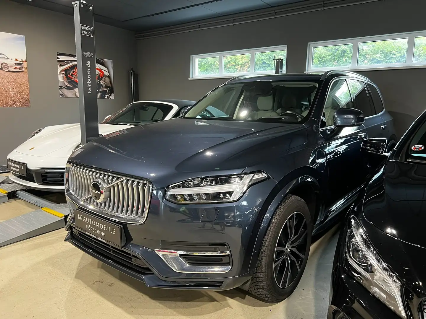 Volvo XC90 Plus Bright Recharge Plug-In Hybrid AWD Bleu - 1