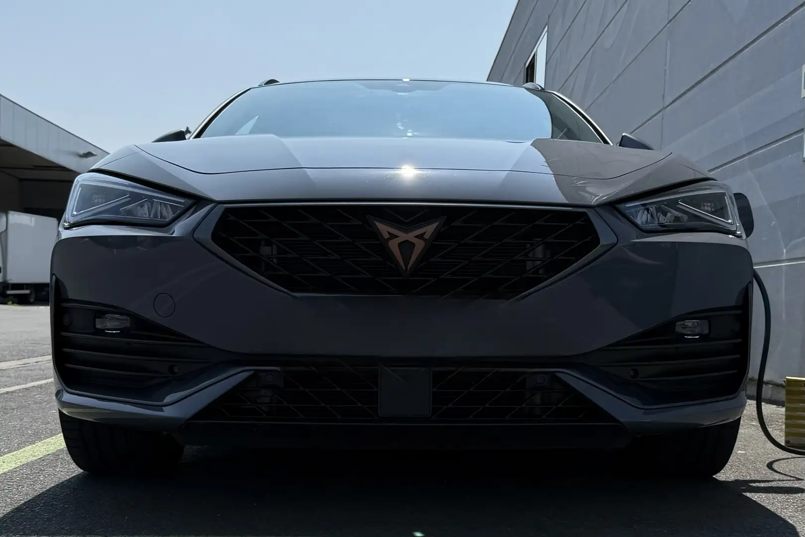 CUPRA Leon Sportstourer 1.4 e-Hybrid (180 kW System) VZ 245pk Gris - 1