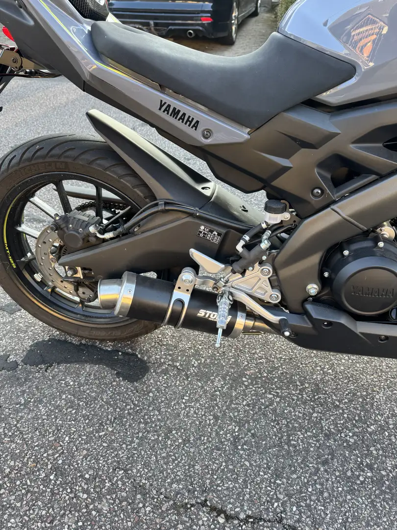 Yamaha MT-125 Gri - 2