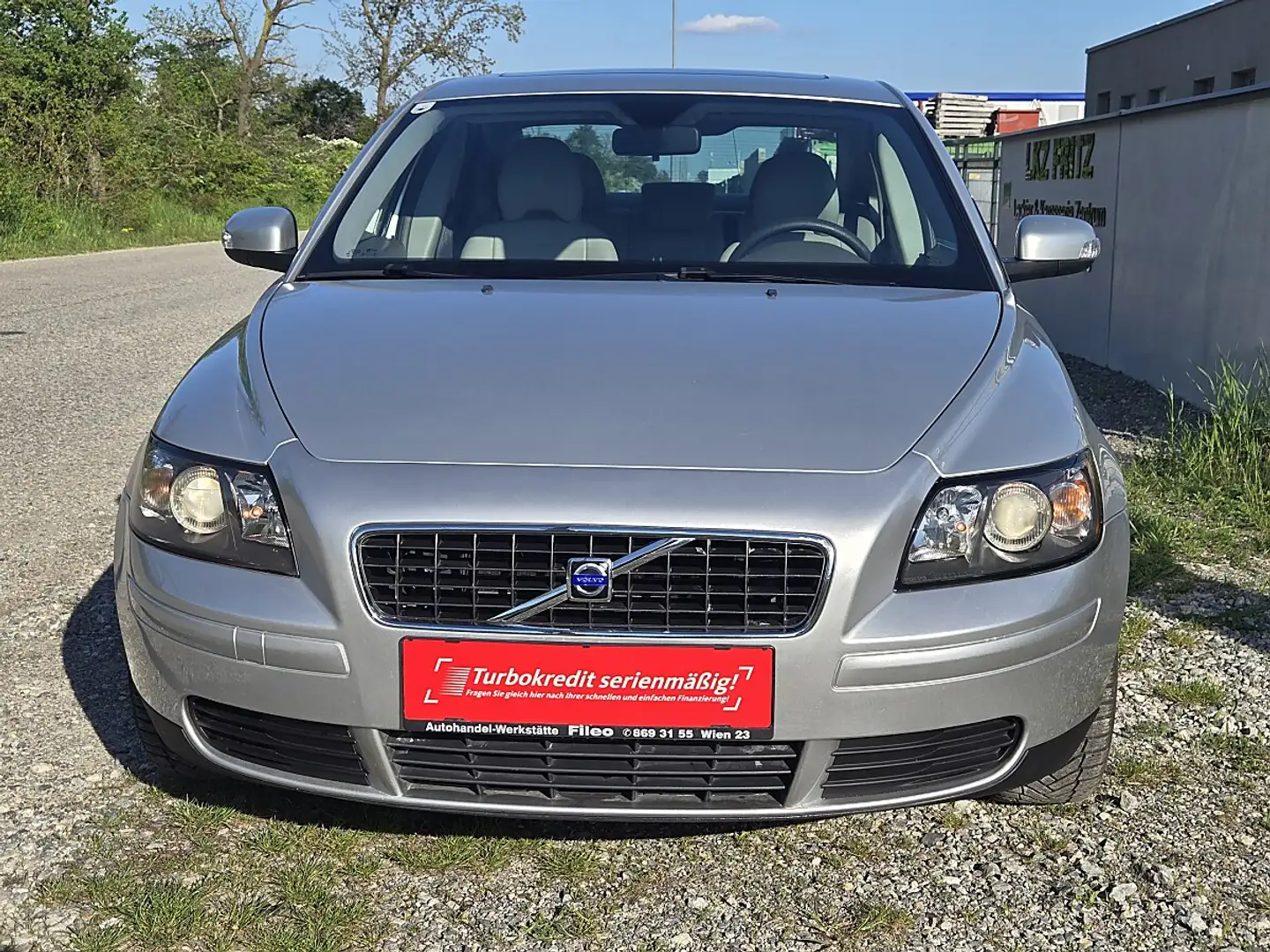 Volvo S40 2,4 Aut. Geartronic*Eintausch*Finanzierung* Grau - 2