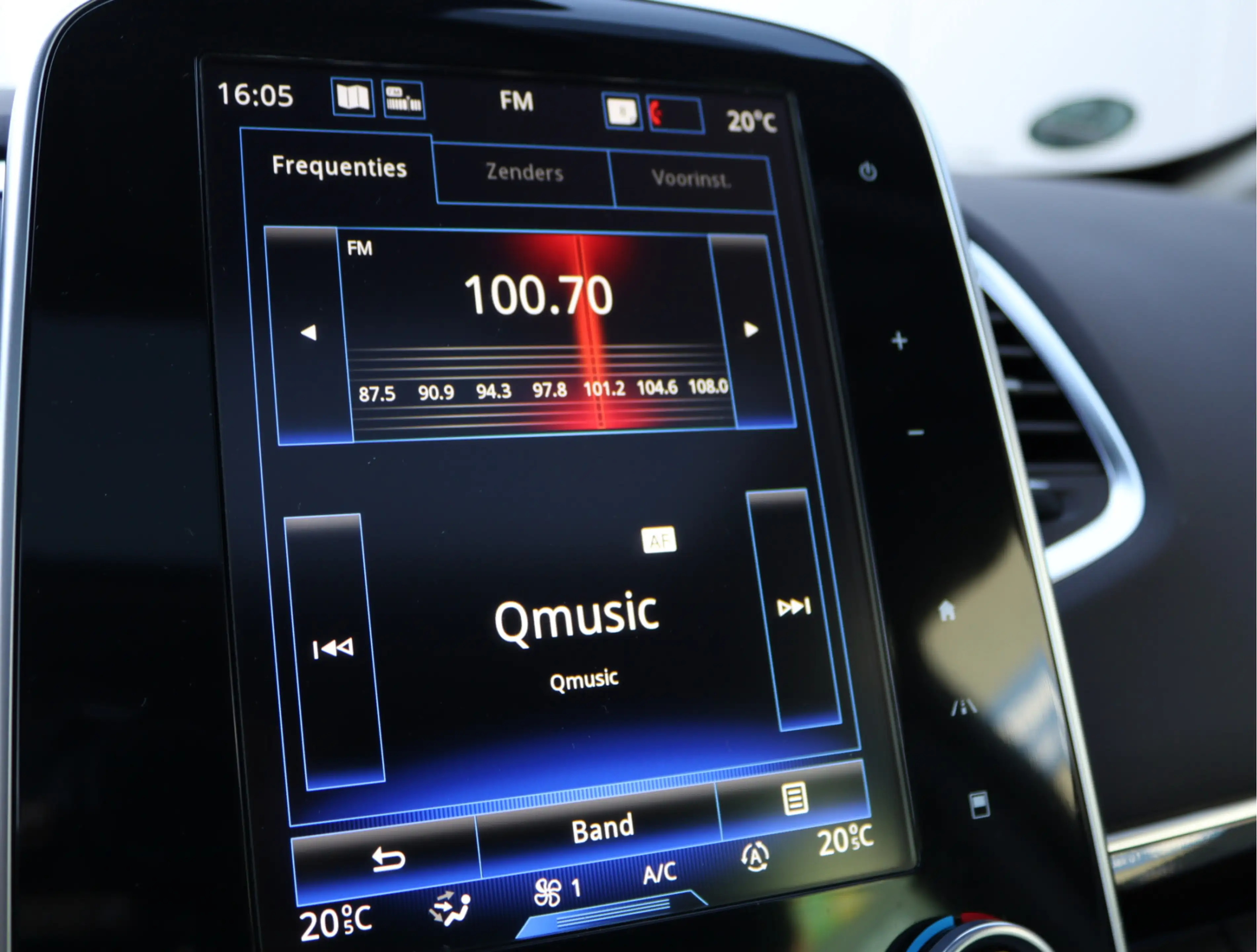 Renault Espace 1.8 TCe Limited 7p. | Trekhaak | Pano | ACC | Head — photo 48