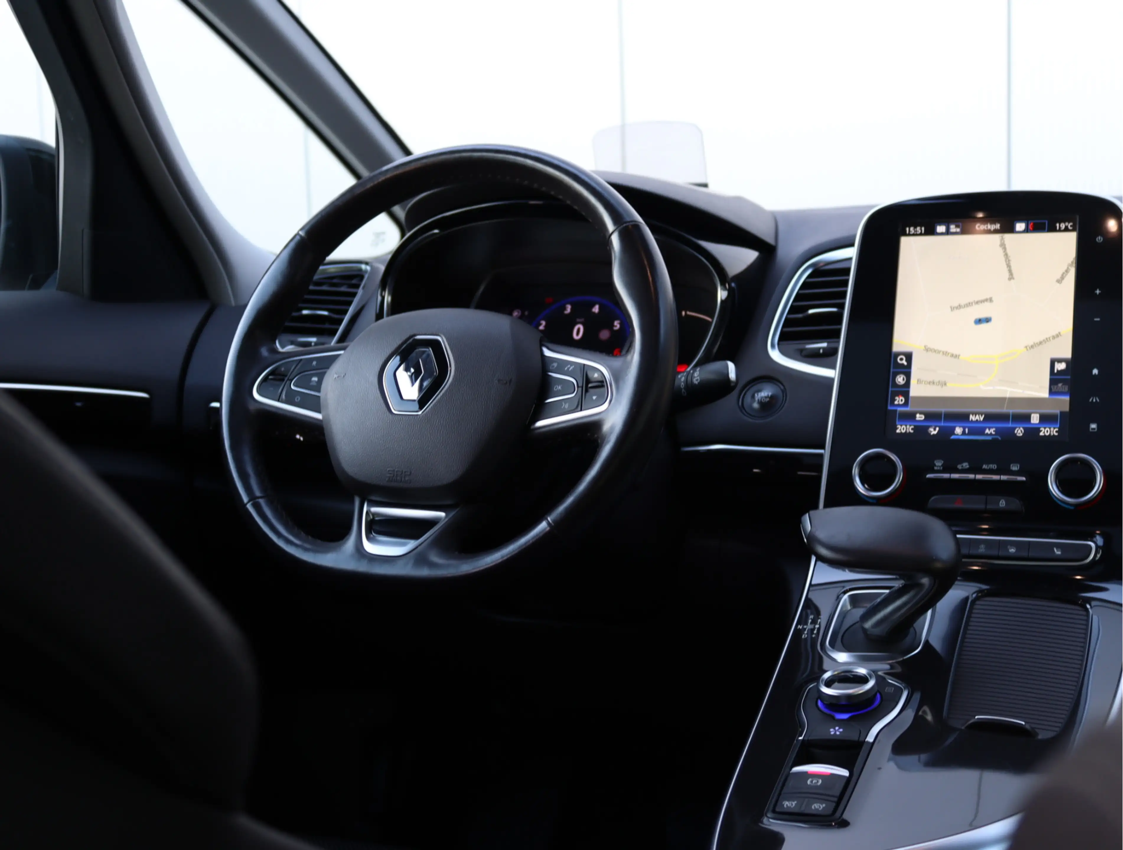 Renault Espace 1.8 TCe Limited 7p. | Trekhaak | Pano | ACC | Head — photo 22