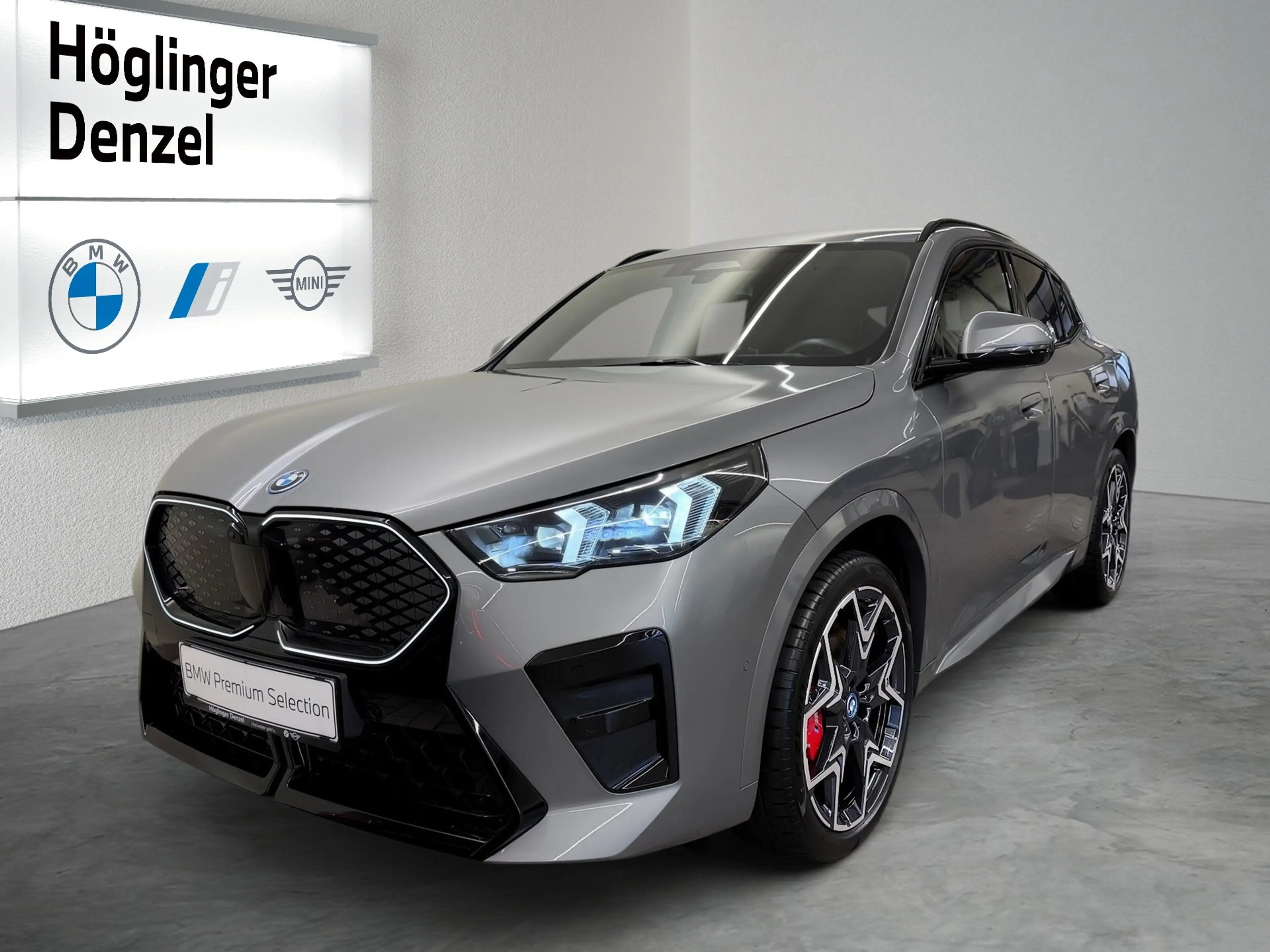 BMW iX2 xDrive30