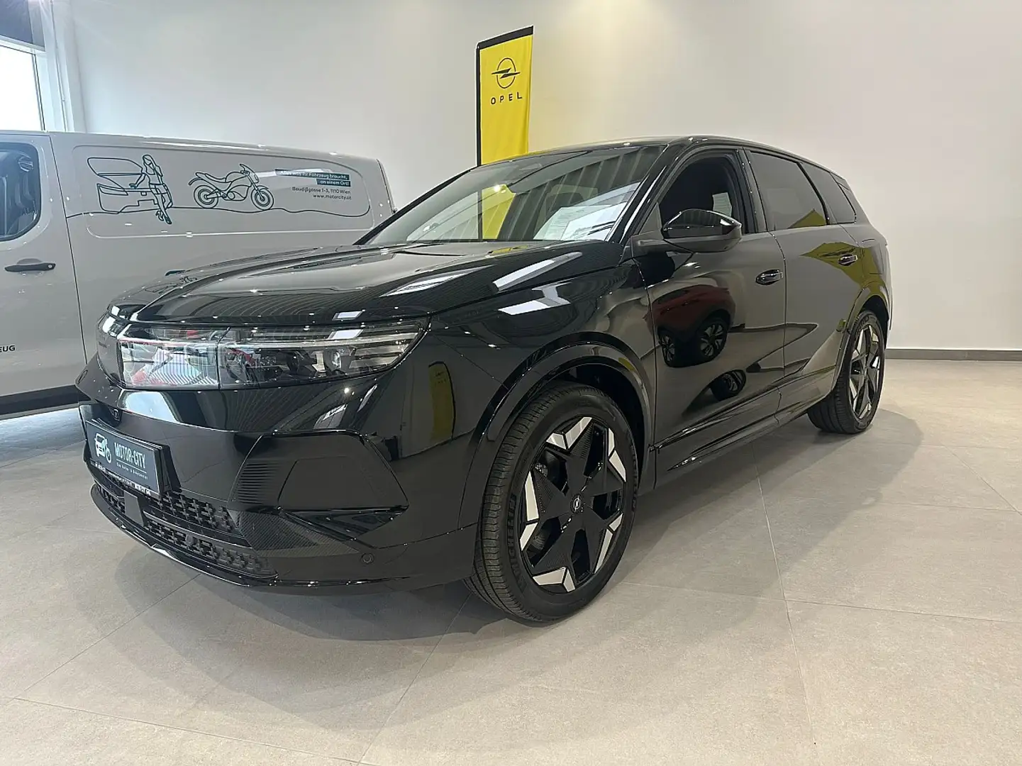 Opel Grandland Electric 73kWh AWD Ultimate Schwarz - 1